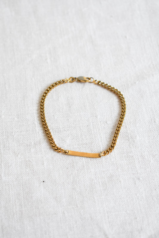 18ct Gold plated curb chain bracelet