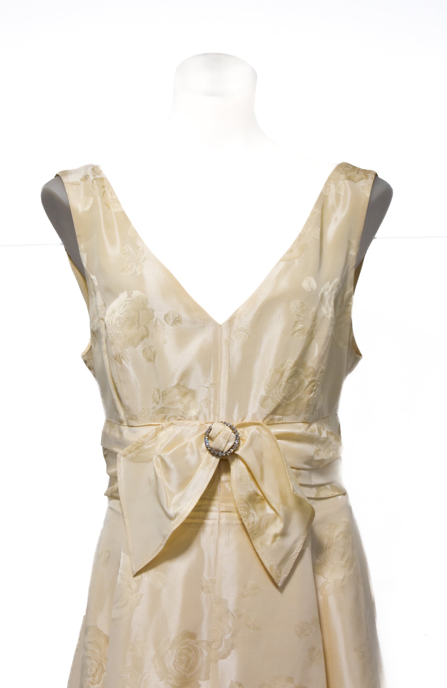 Gina Bacconi vintage champagne dress, 16