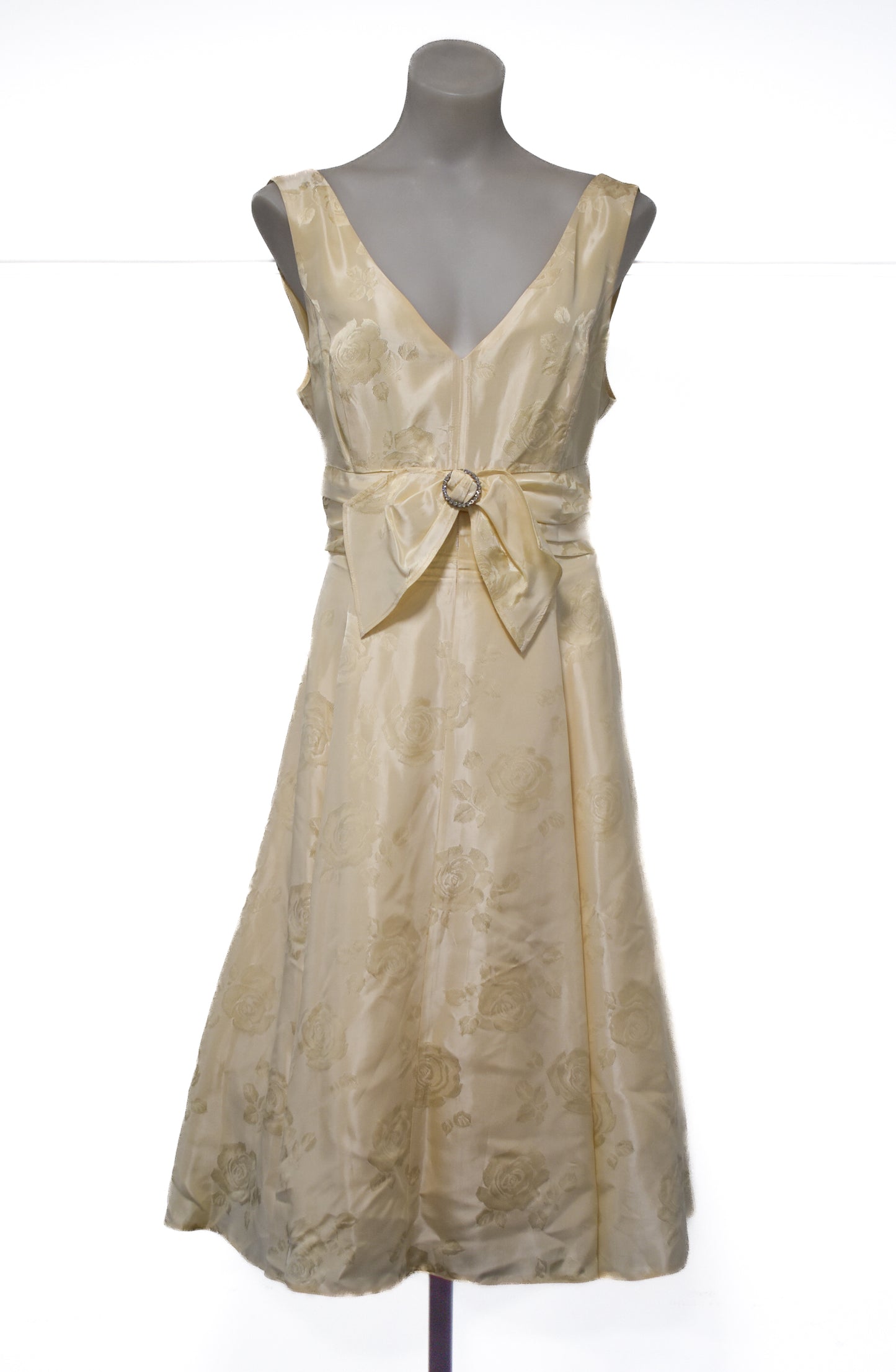 Gina Bacconi vintage champagne dress, 16