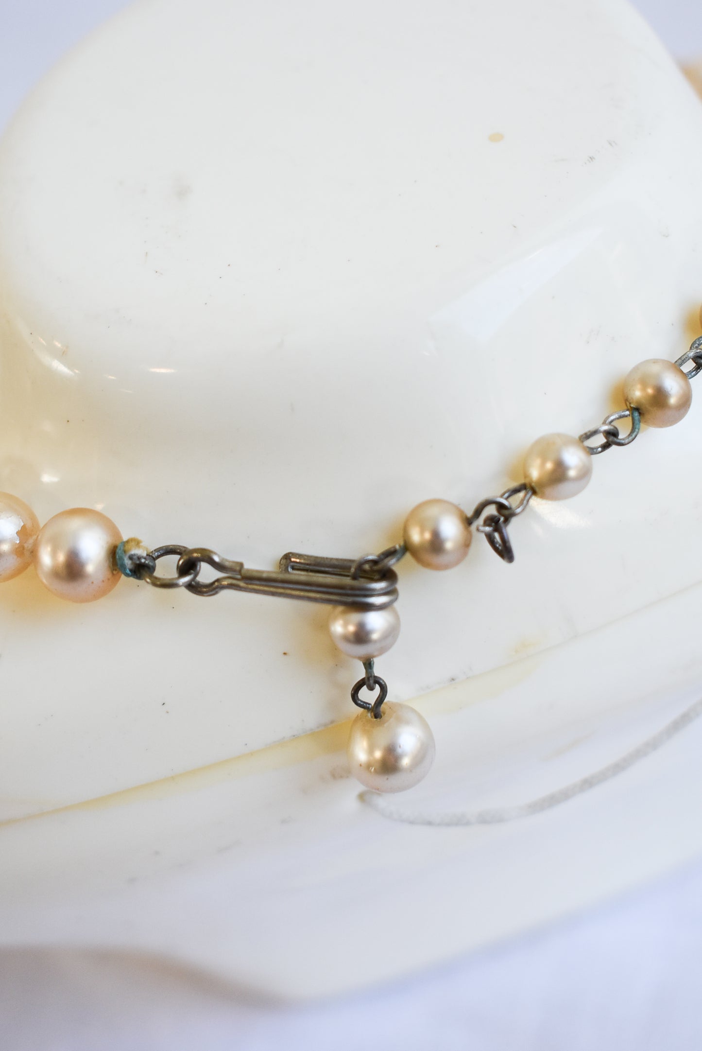 Vintage faux pearl choker with sparkly charms