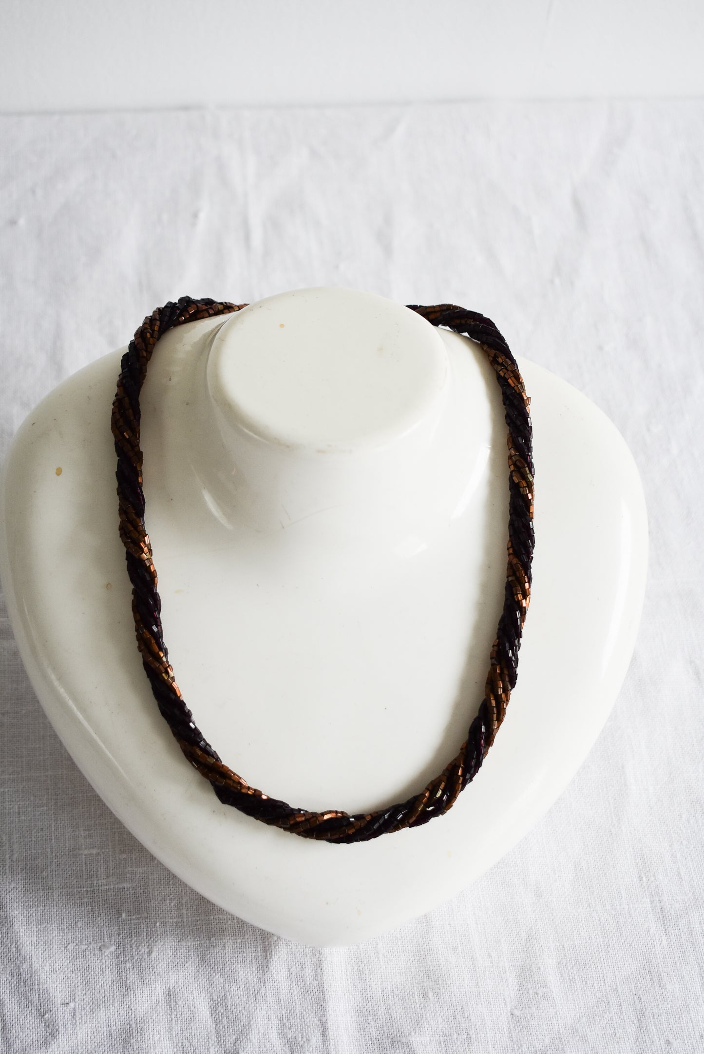 Retro brown glass bead twist necklace