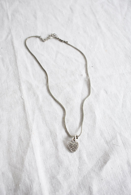 Glitzy heart snake chain necklace