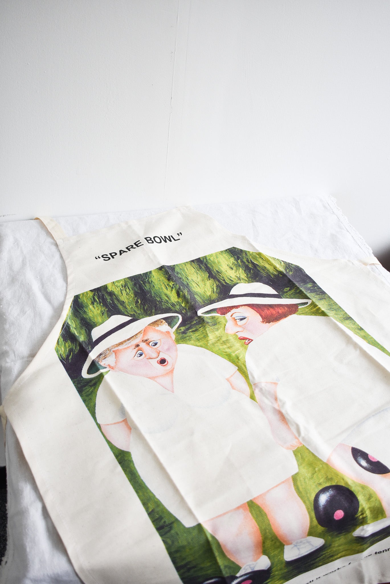 Hilarious lawn bowls apron, new with tags