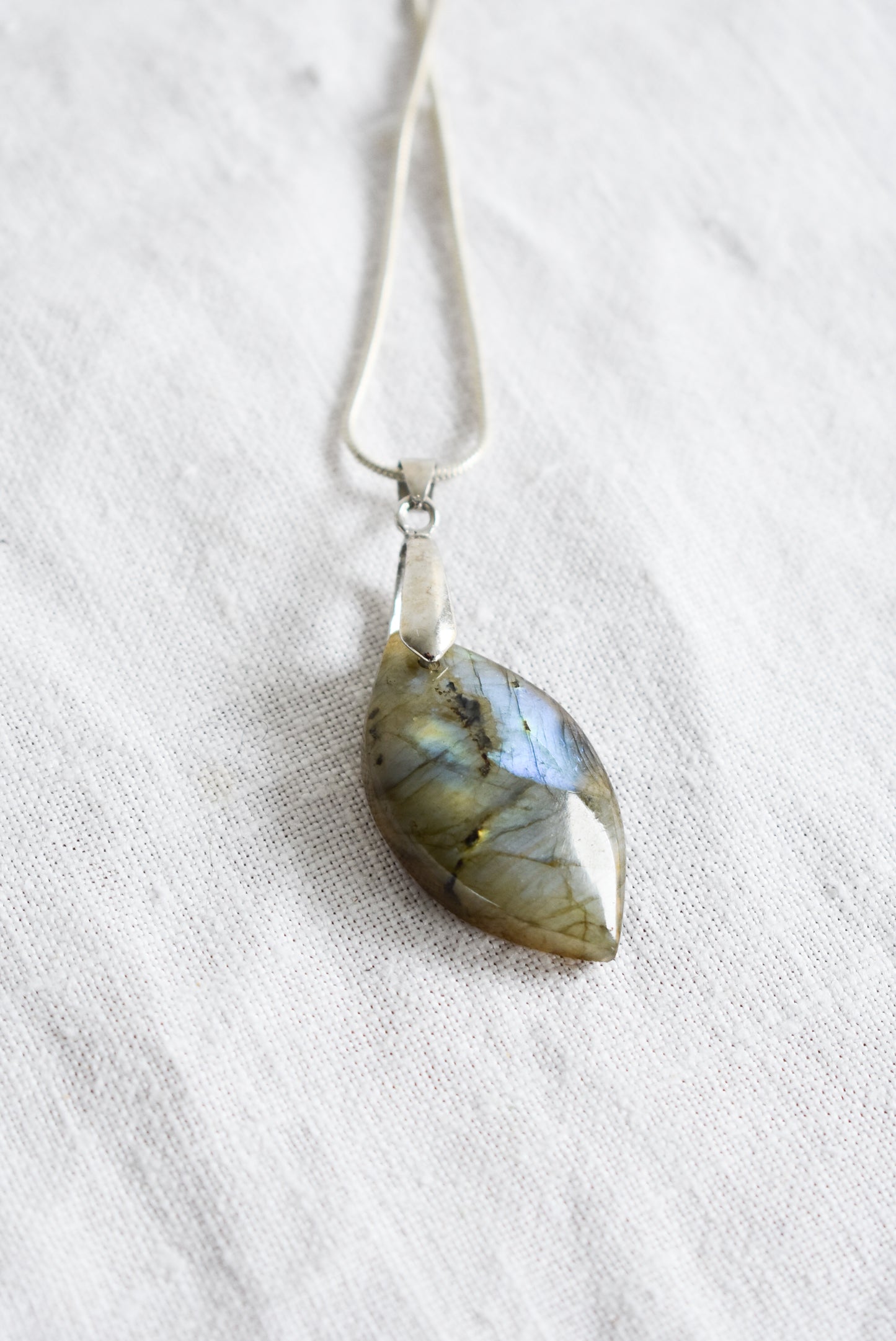 Gorgeous Labradorite pendant on silver toned snake chain