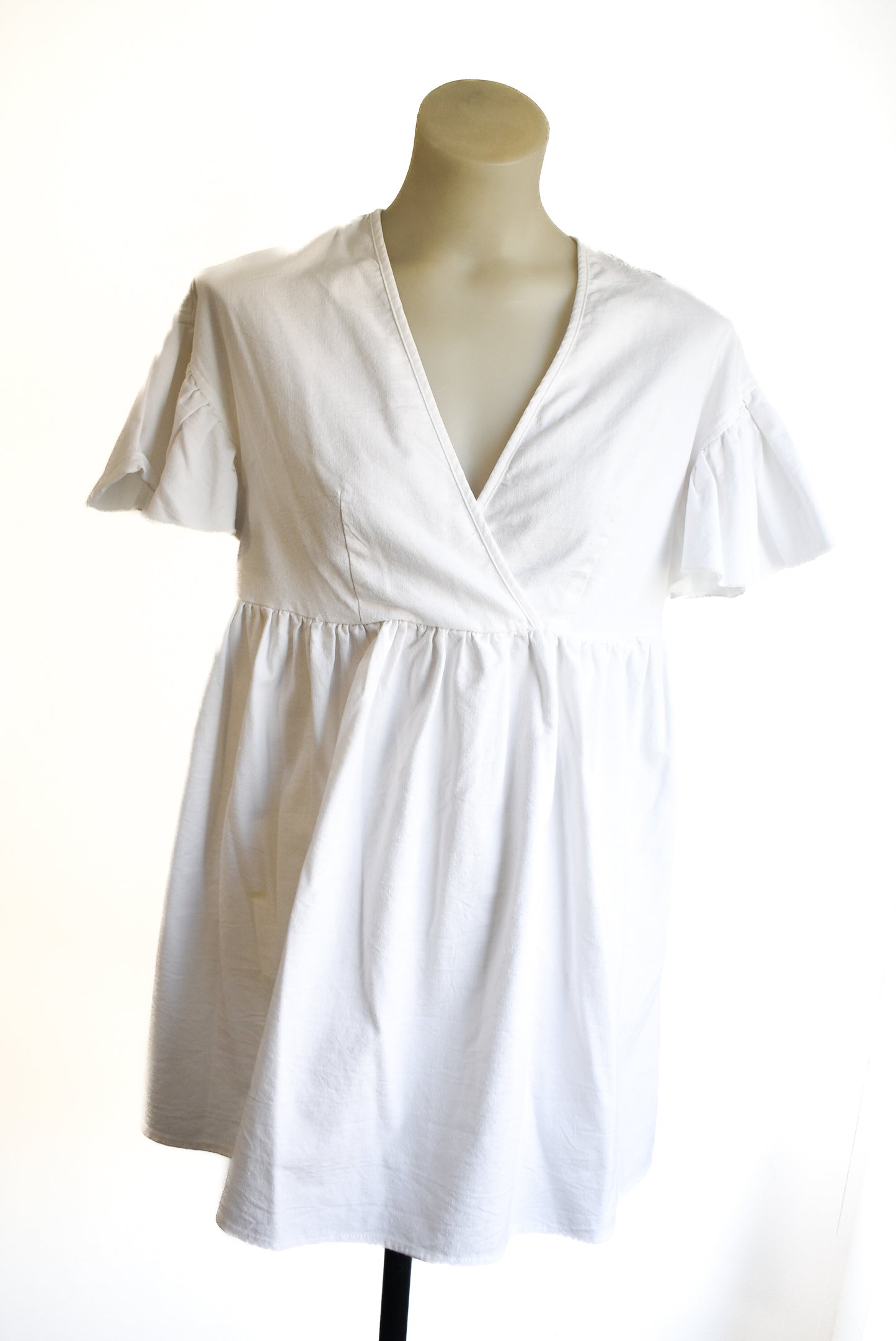 Atmos&here summery white low cut dress, 6