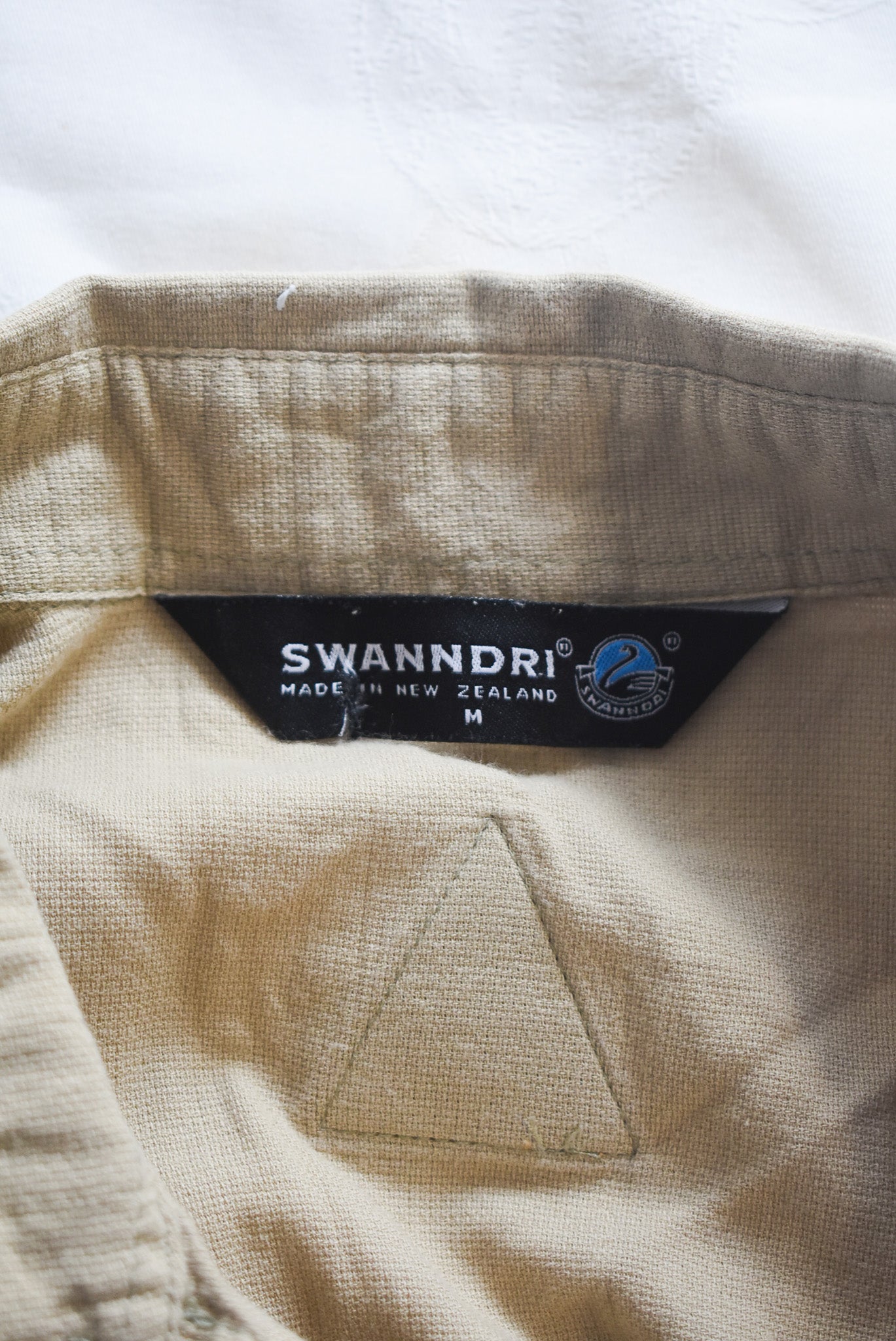 Swanndri NZ Made 100% cotton button up shirt, M