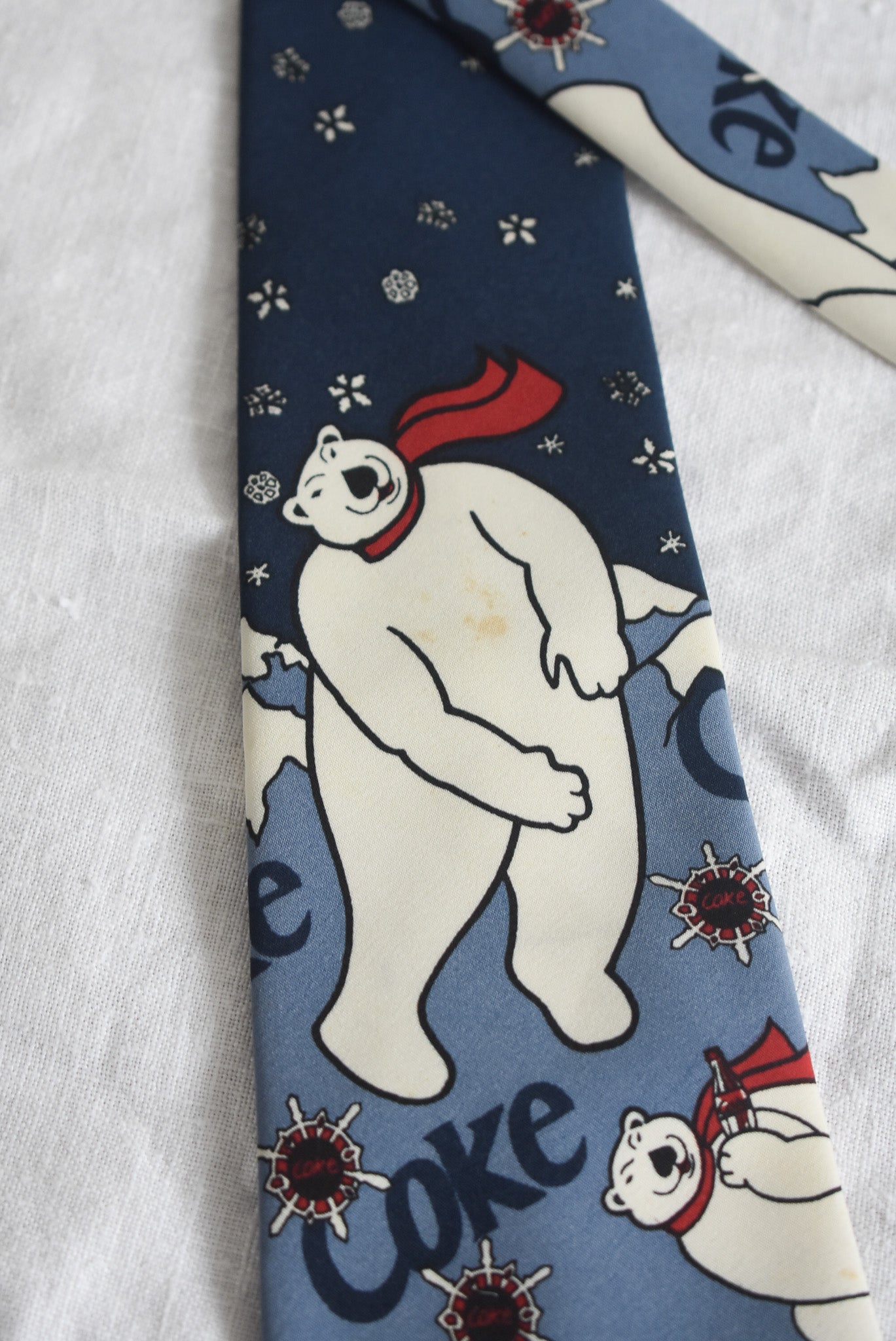 Vintage Coca-Cola polar bear tie