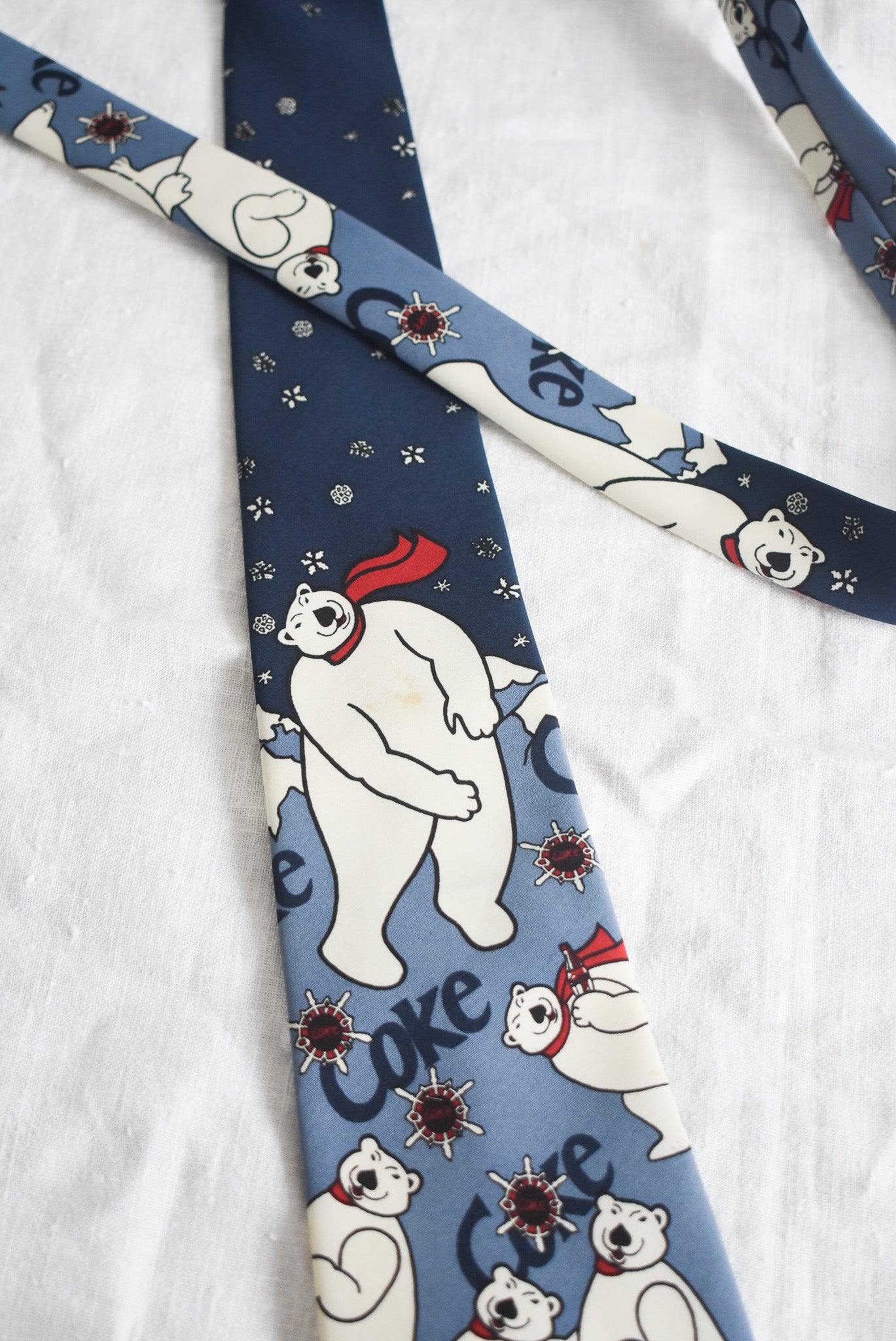 Vintage Coca-Cola polar bear tie