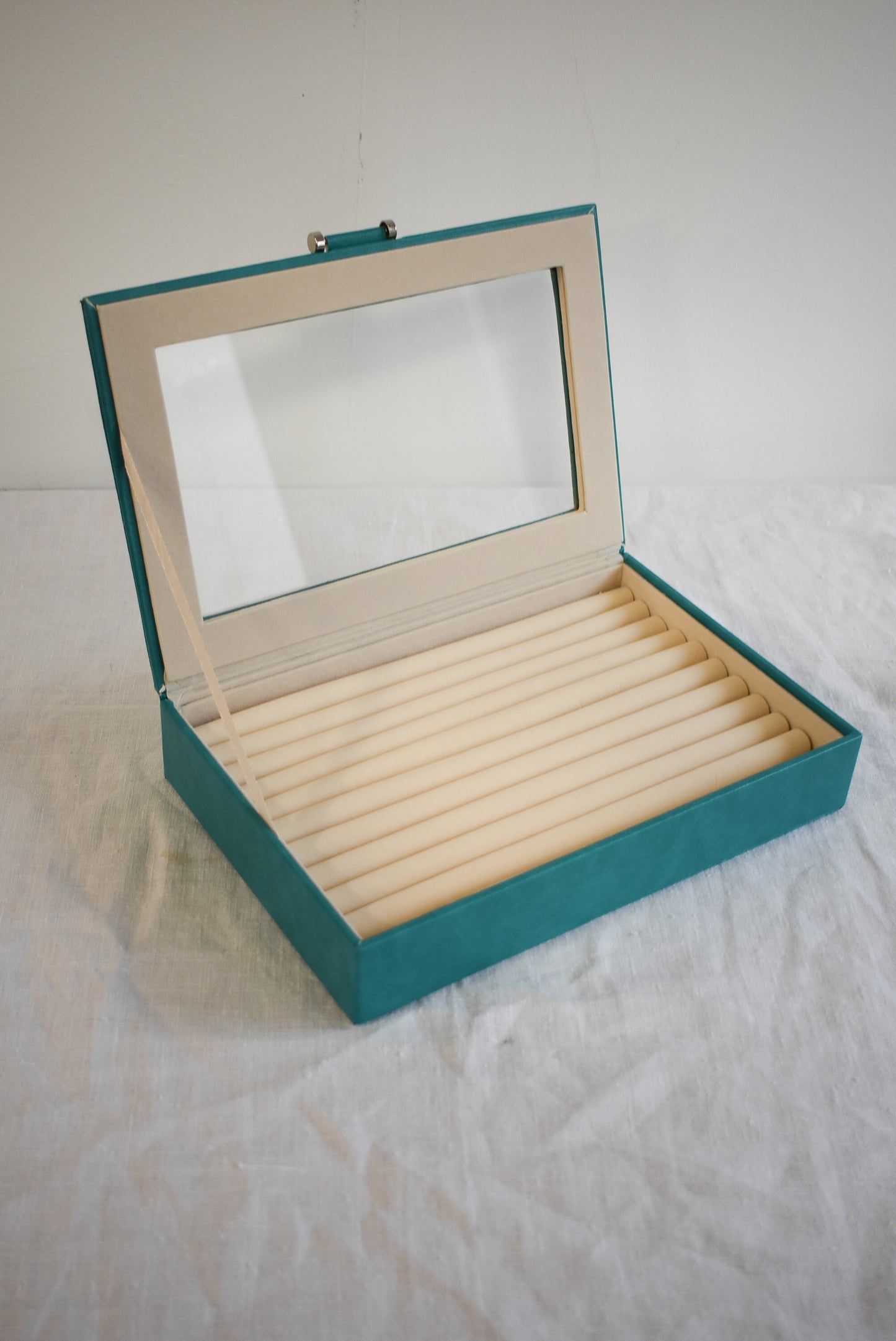 Gorgeous faux leather jewellery box