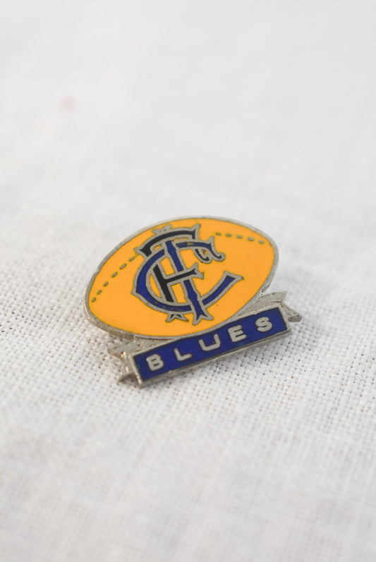 Blues rugby supporter pin