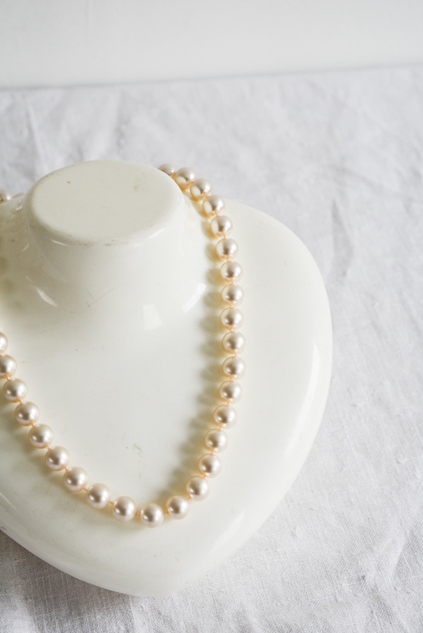 Vintage faux pearl necklace