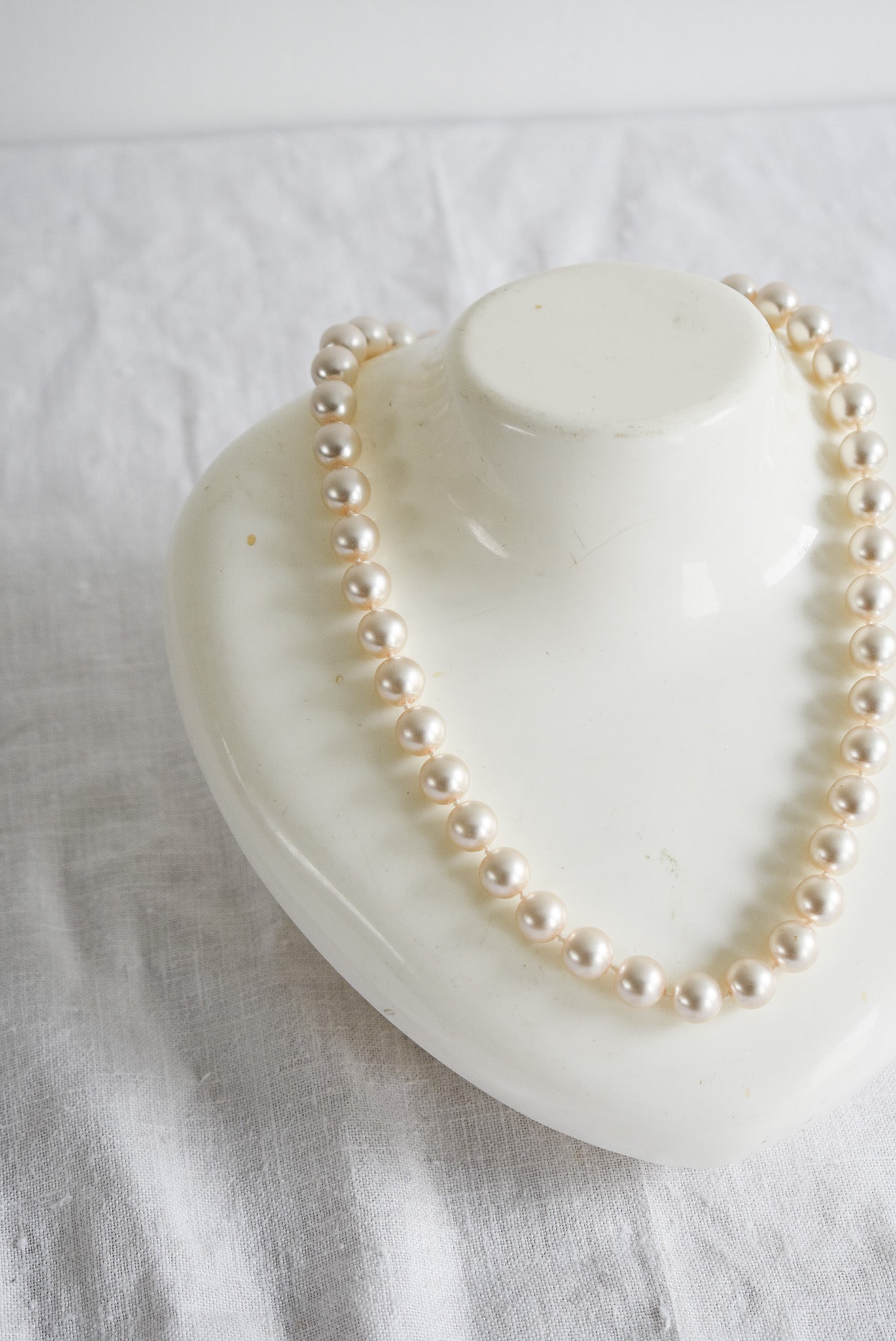 Vintage faux pearl necklace