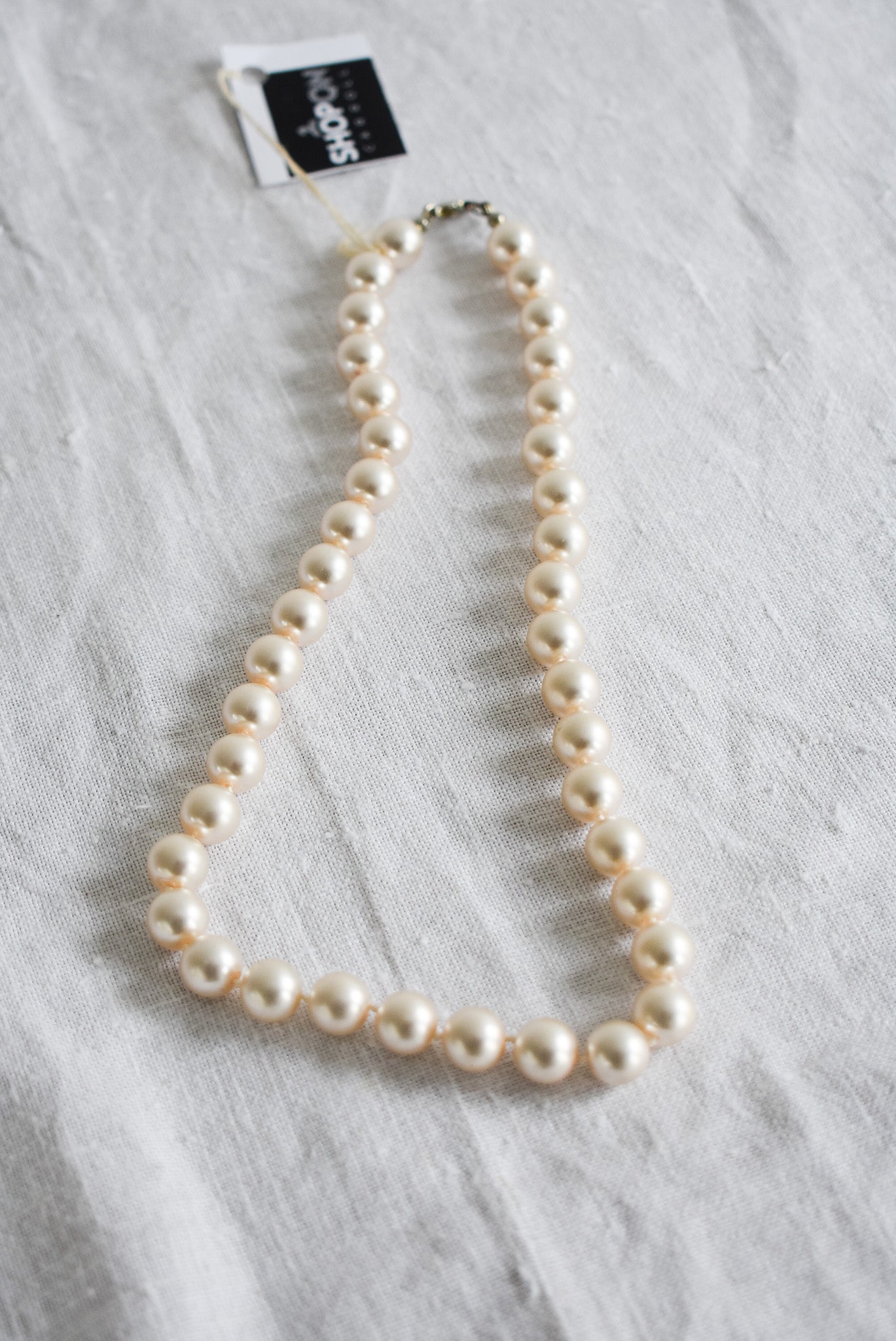 Vintage faux pearl necklace