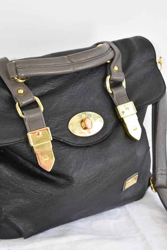 Fashionable De Louis Black Handbag