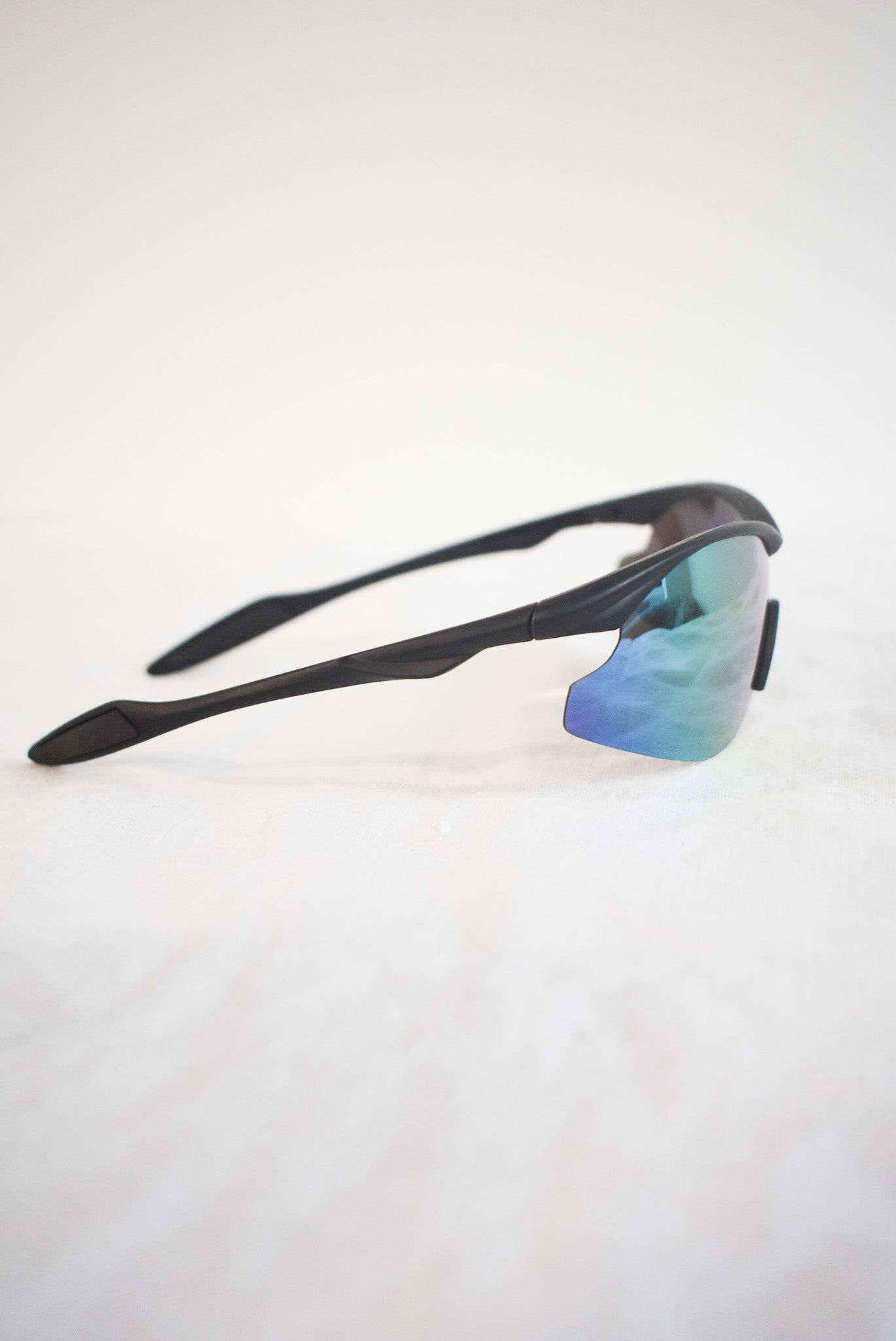 Rainbow tint dirty dog dupe sunglasses