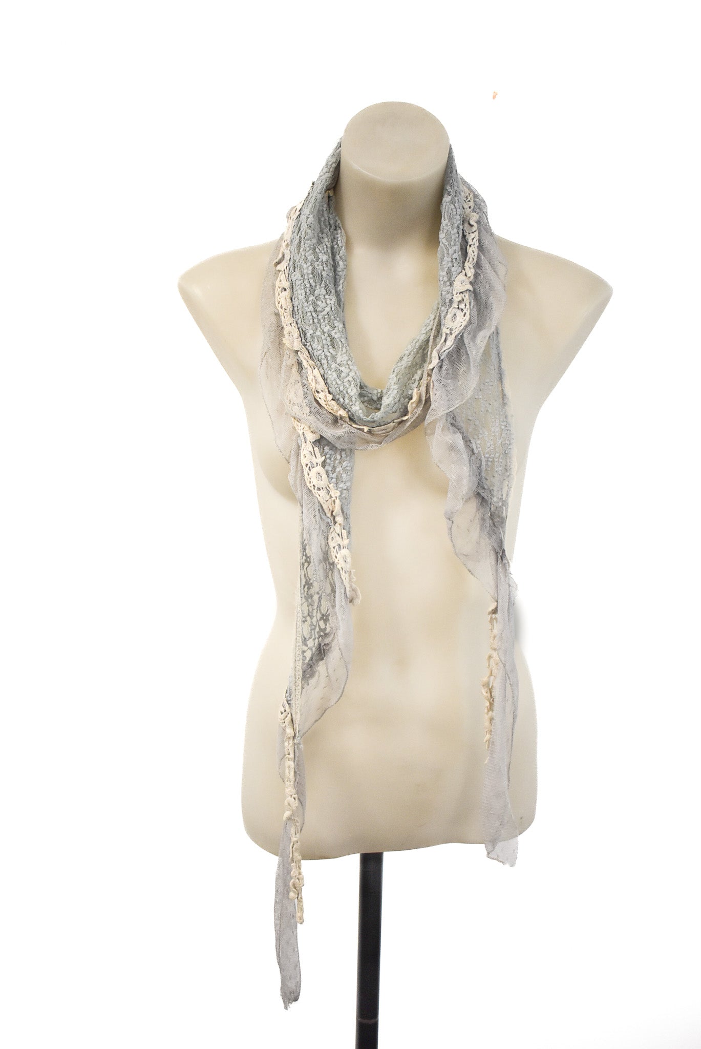 Gorgeous lace scarf