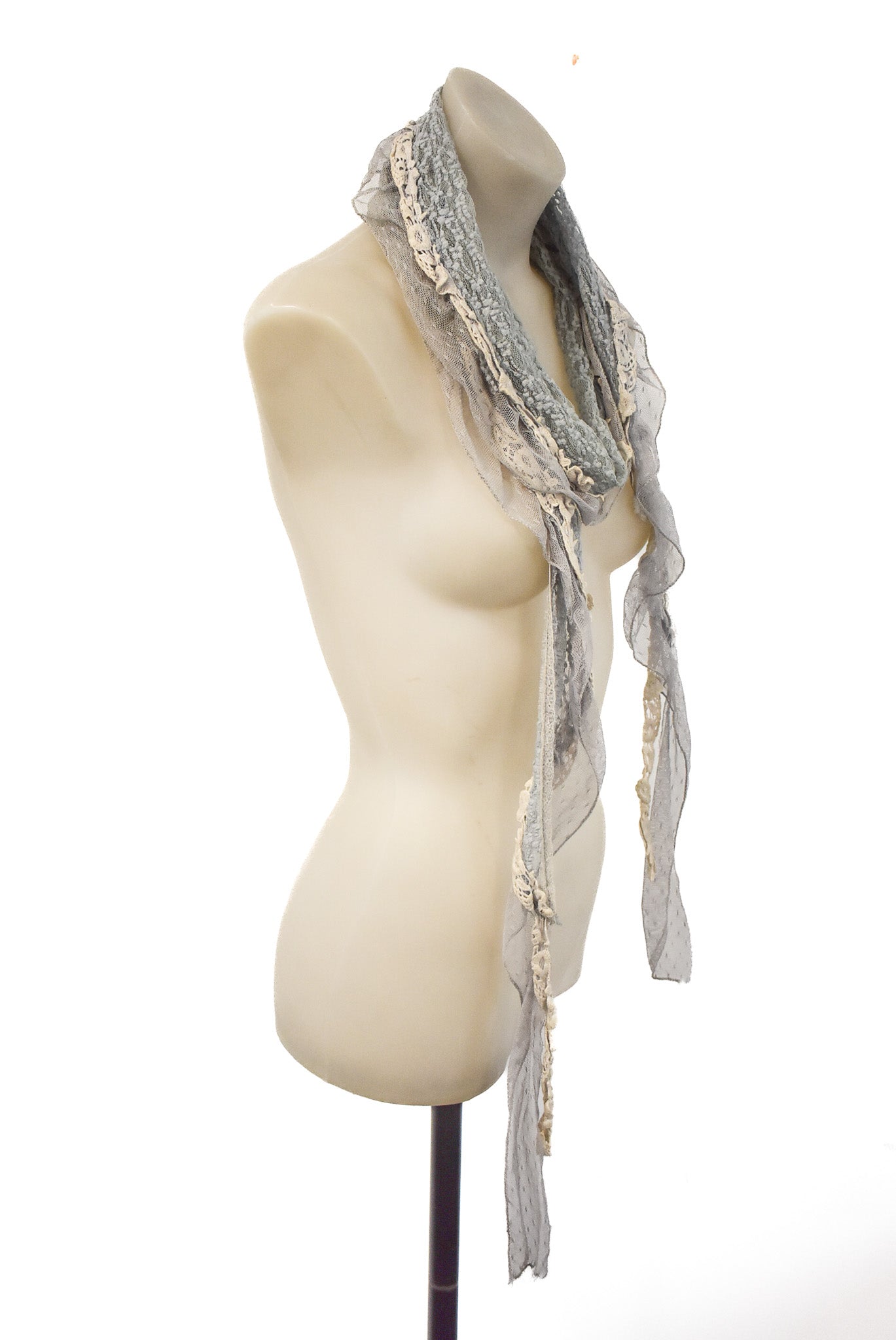 Gorgeous lace scarf