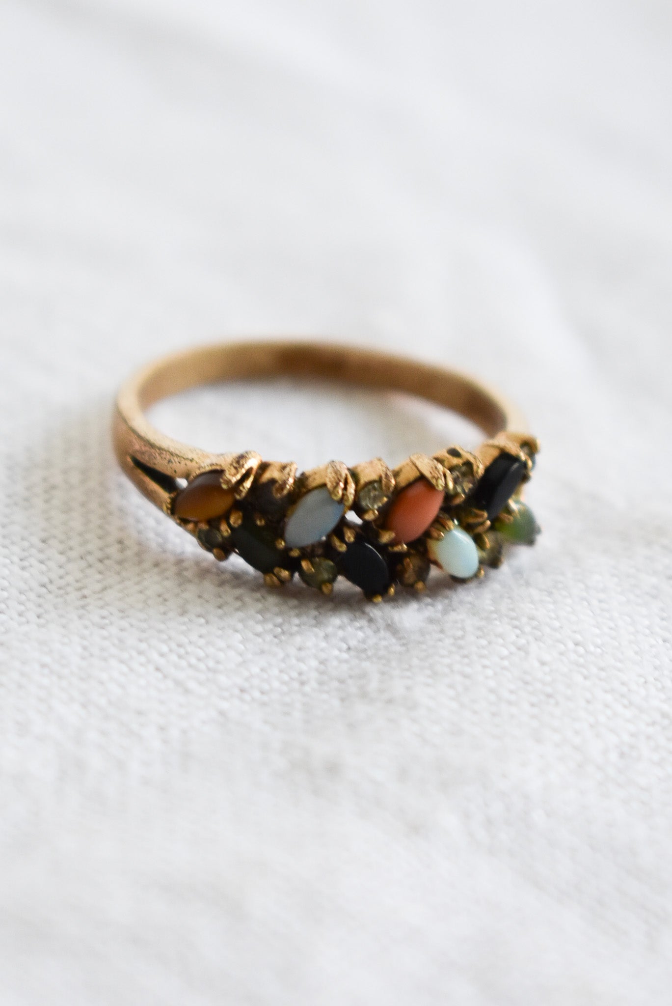 Beautiful semi-precious stone costume ring