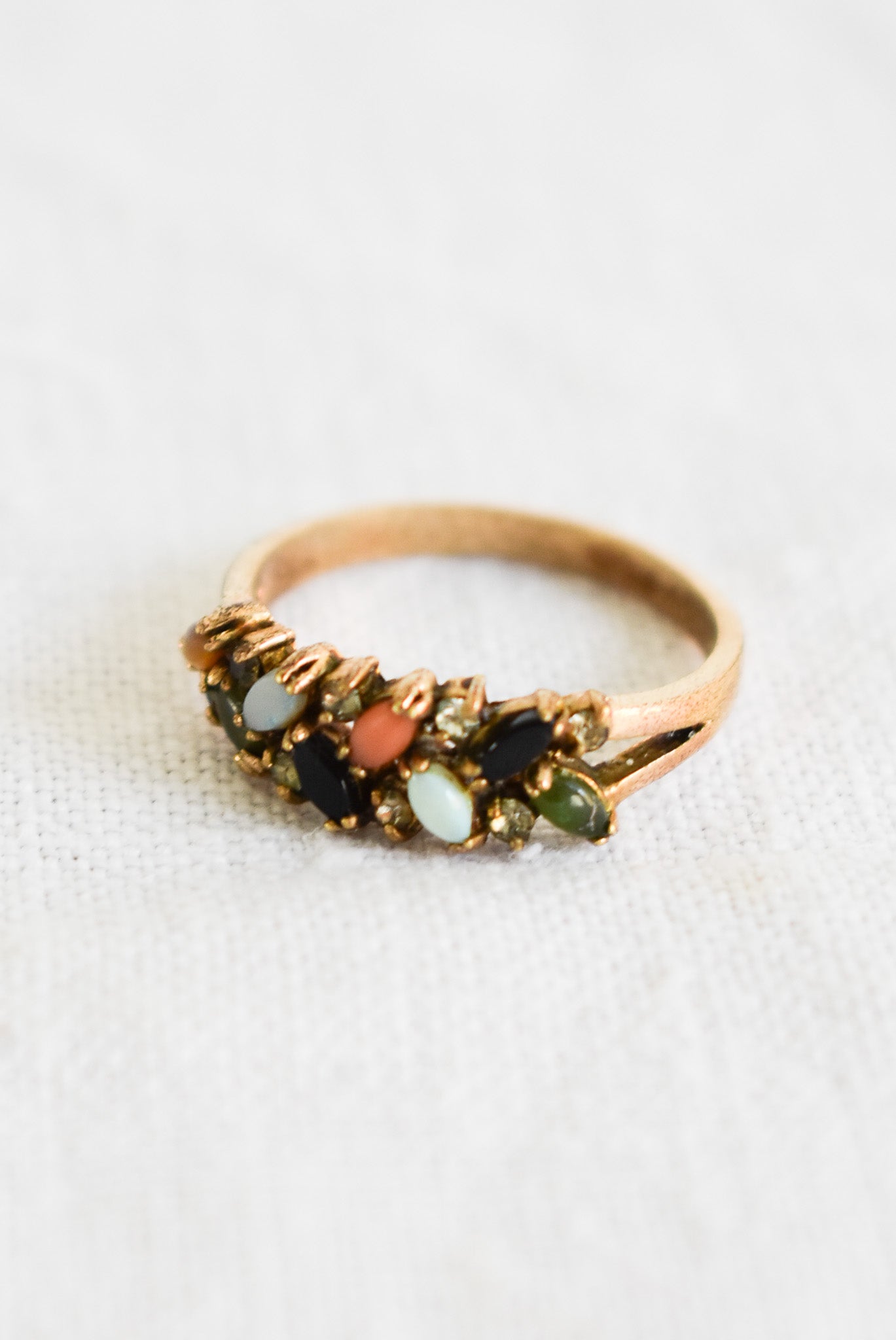 Beautiful semi-precious stone costume ring