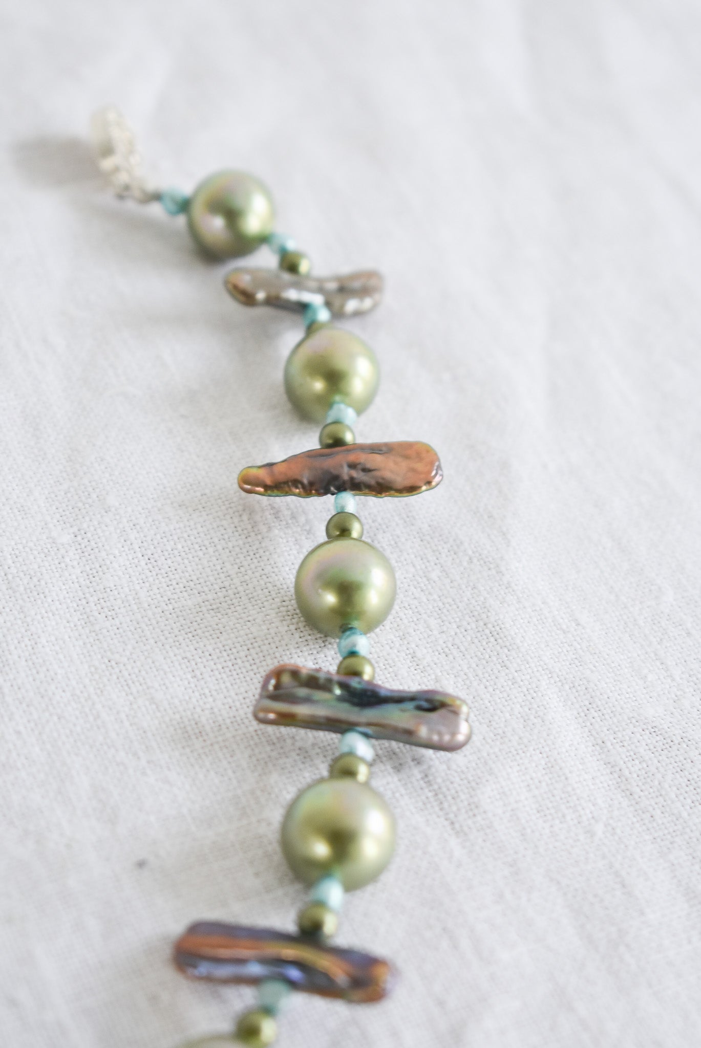 Pearl + Silver beaded bracelet