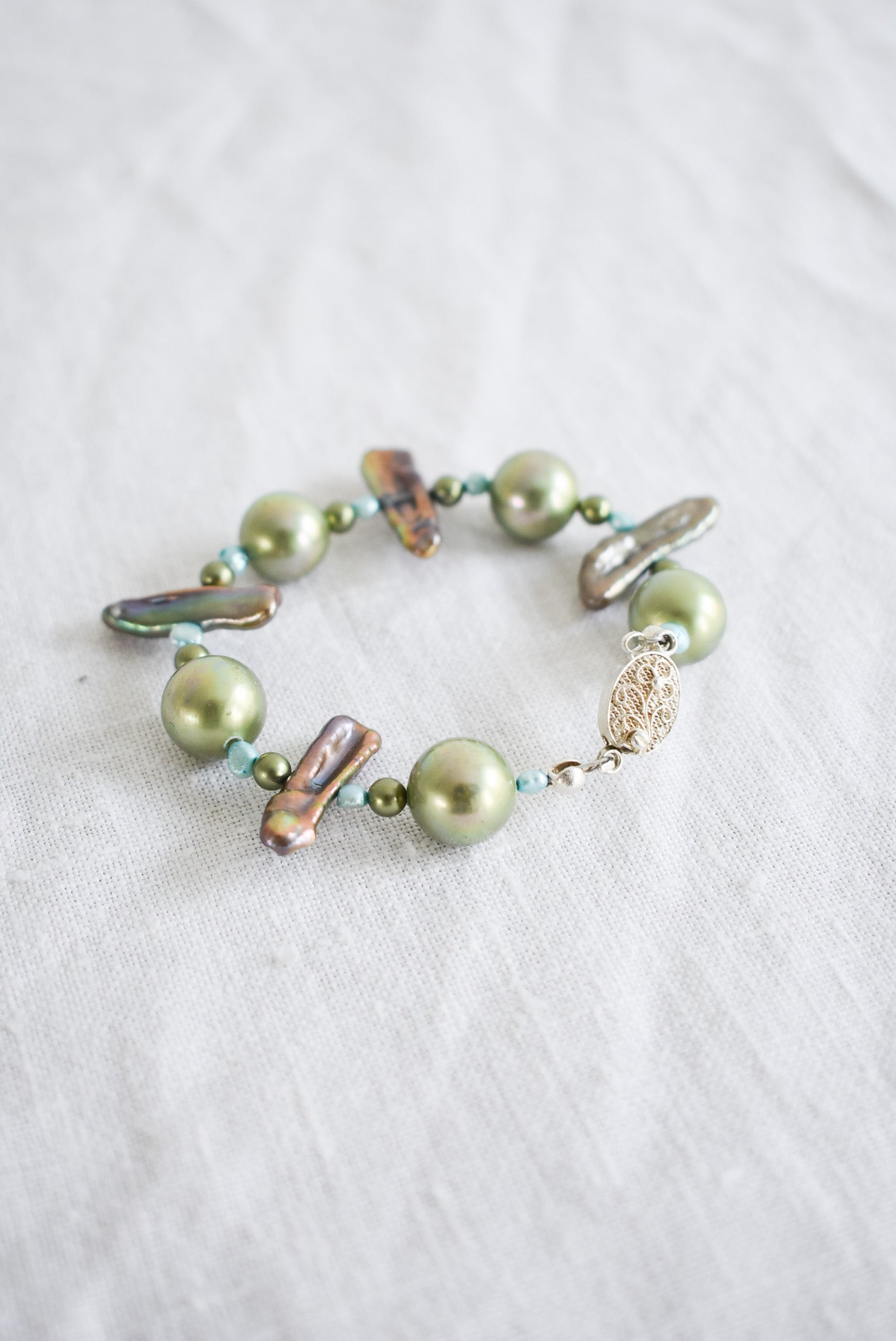 Pearl + Silver beaded bracelet