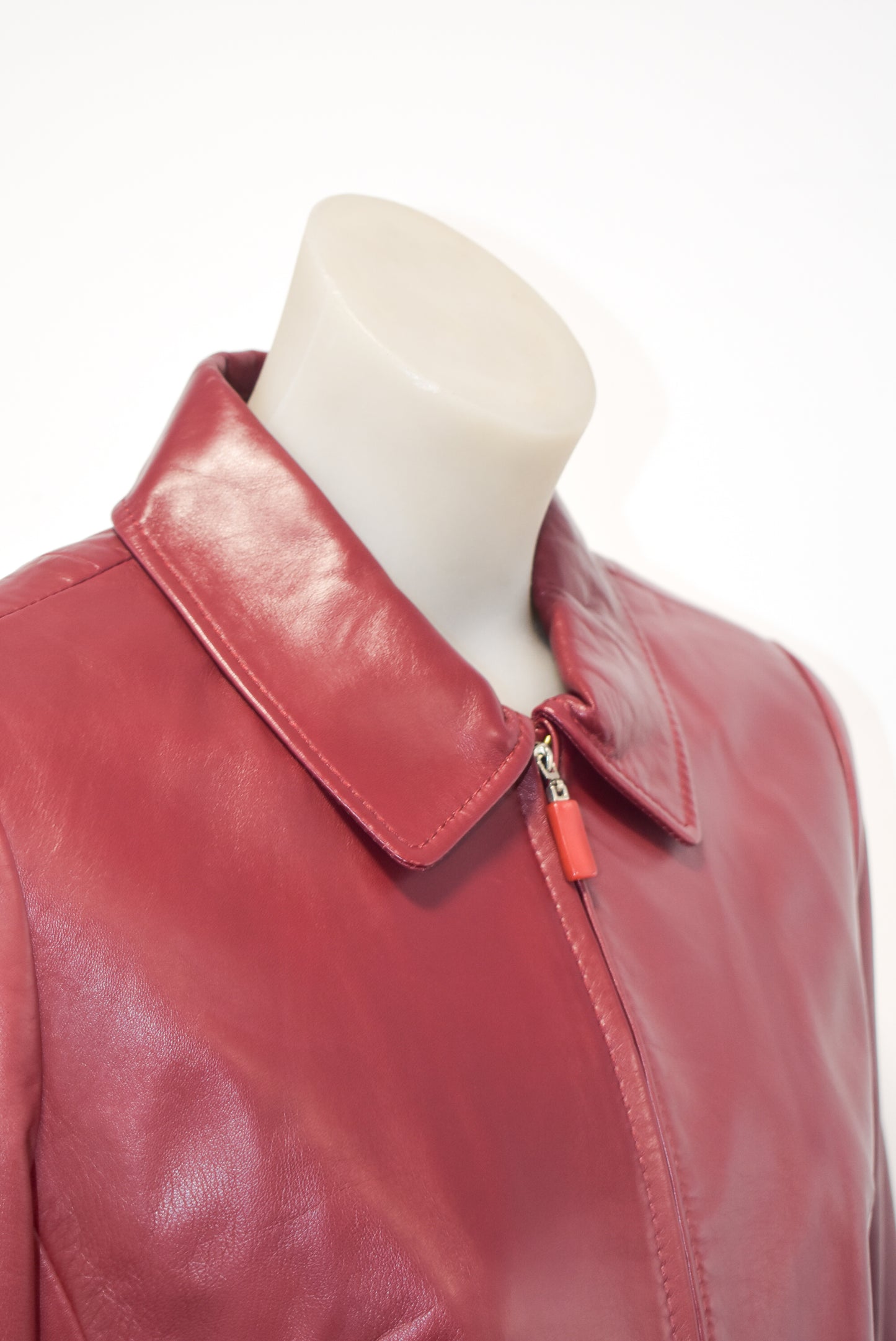 Show stopping burgundy leather jacket, 12