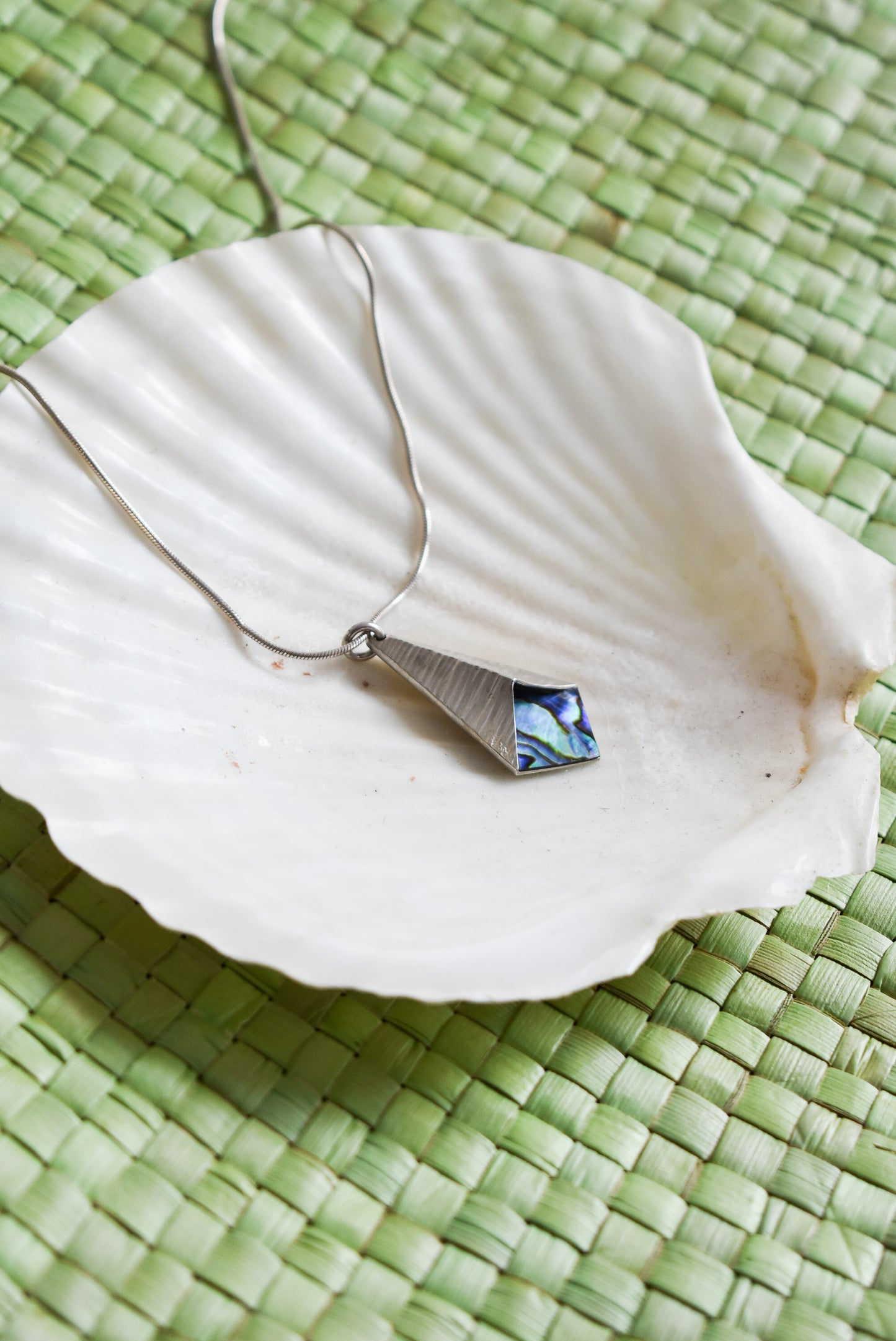 Bob Wyber sterling silver paua pendant necklace