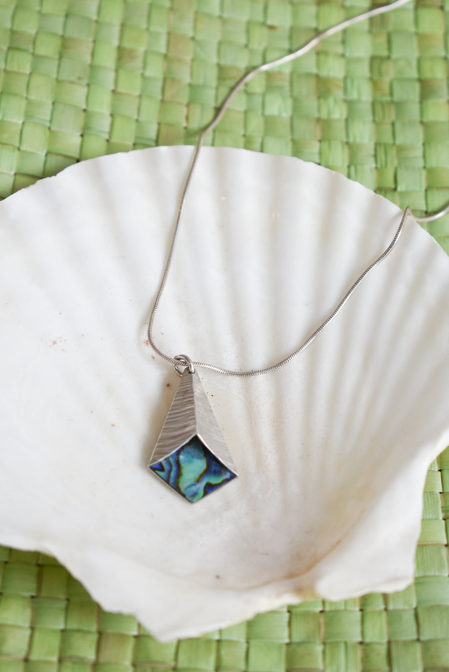 Bob Wyber sterling silver paua pendant necklace