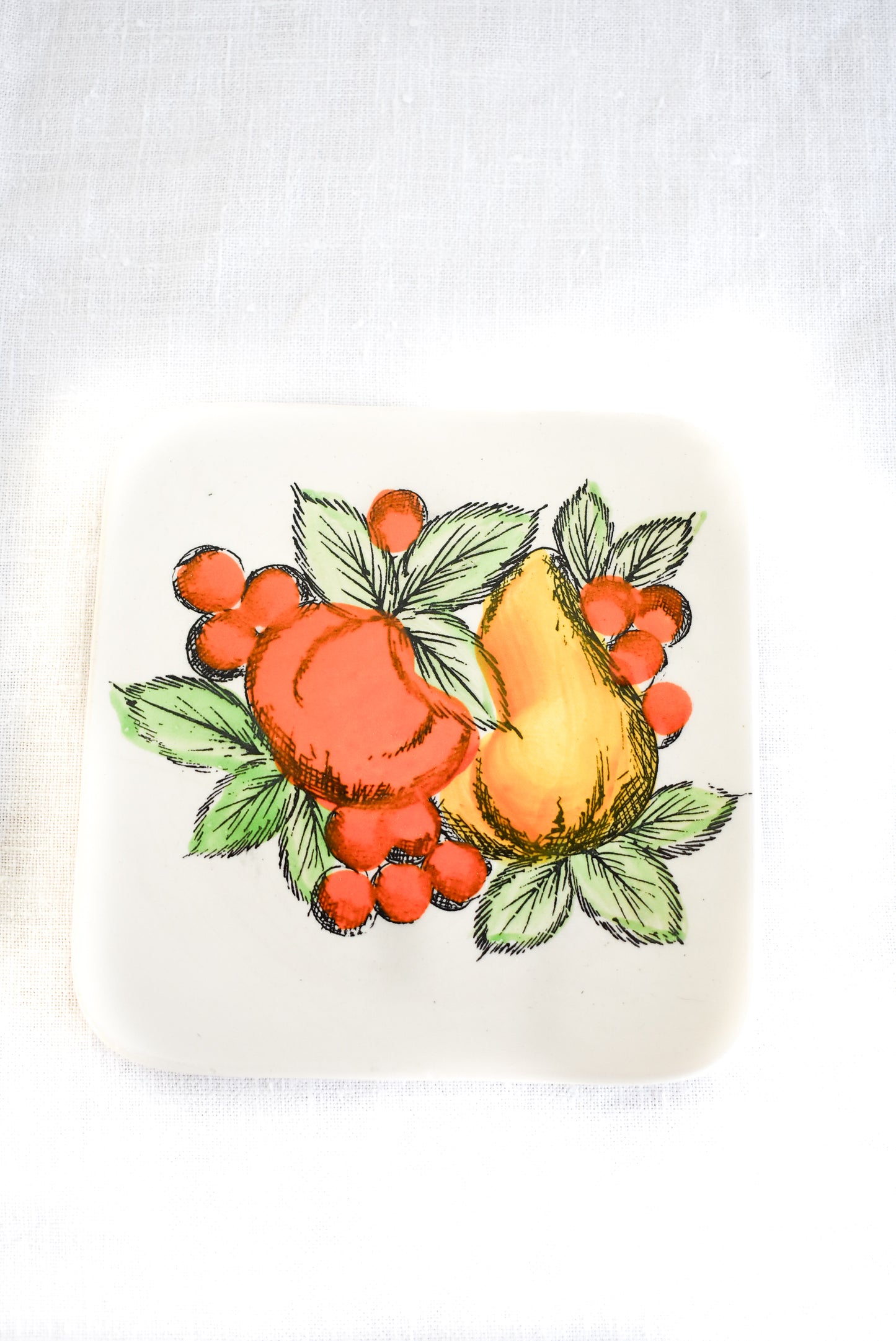 Fruity retro side plate