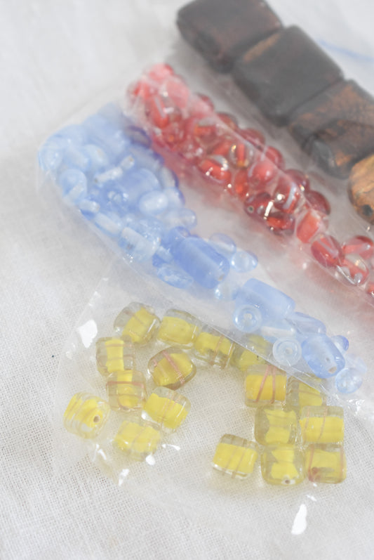 Vibrant glass beads bundle