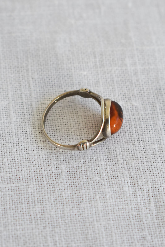 Stunning amber ring