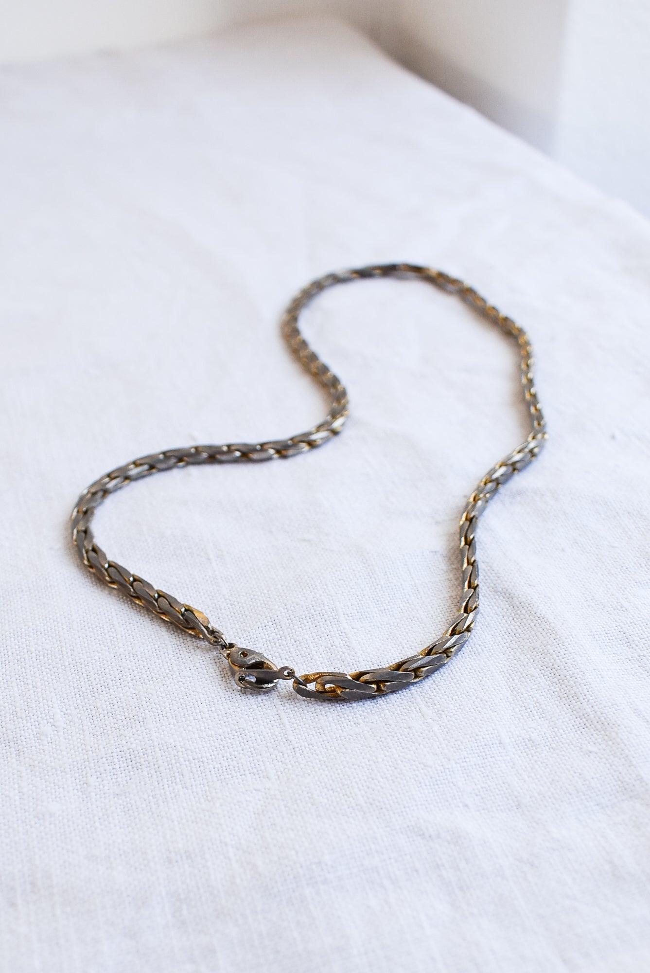 Unique silver & gold coloured chunky twist chain