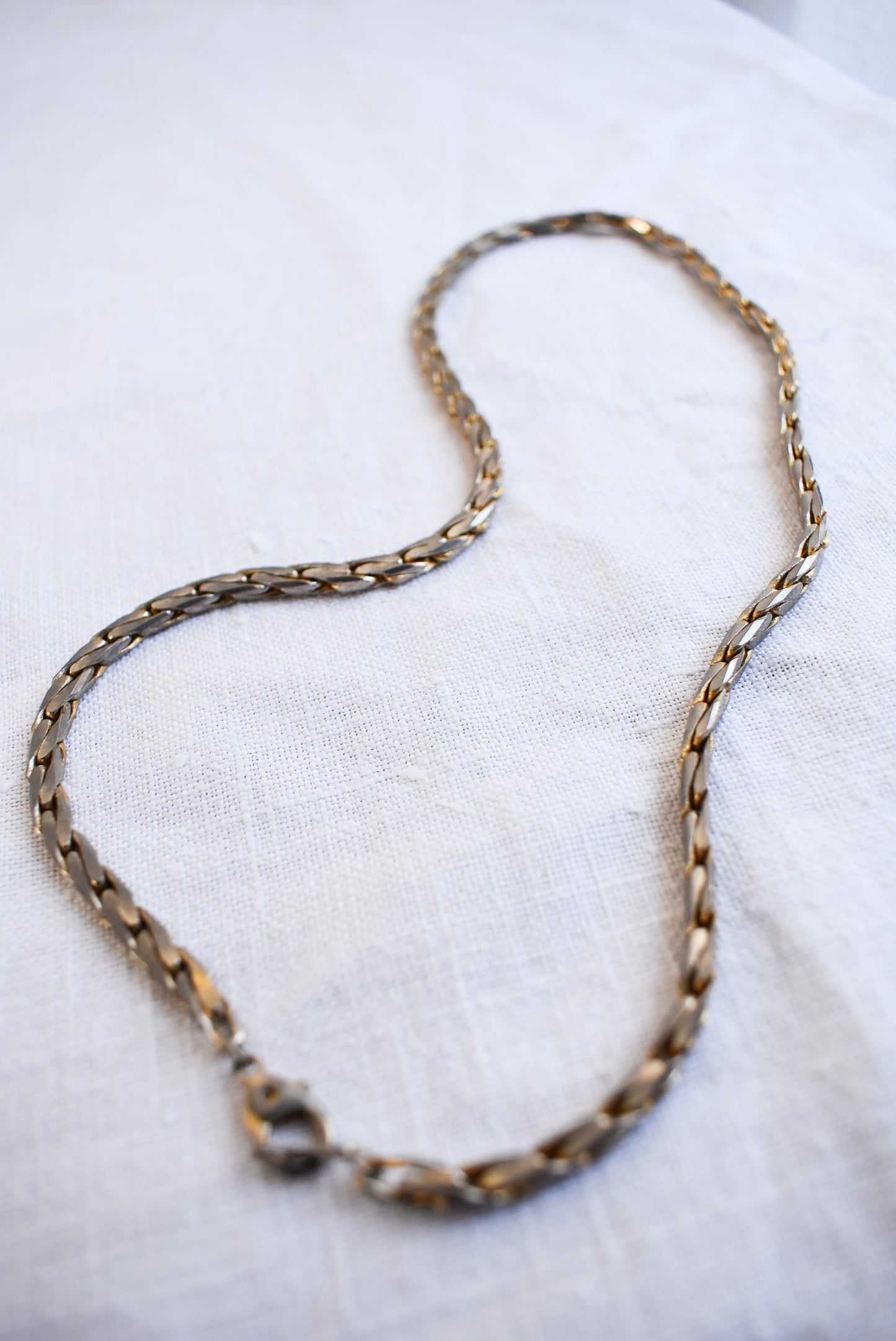 Unique silver & gold coloured chunky twist chain