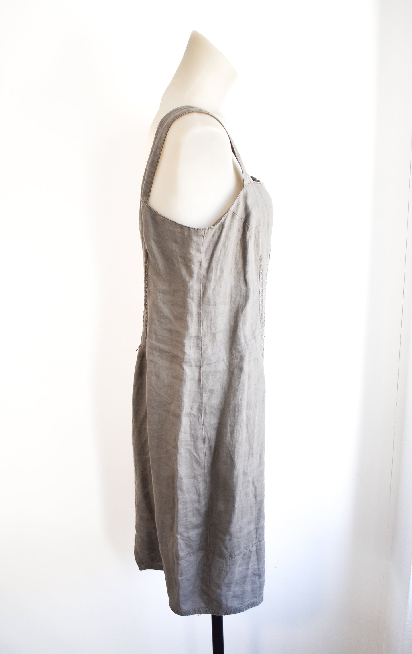 Marilyn Seyb grey linen dress, 10