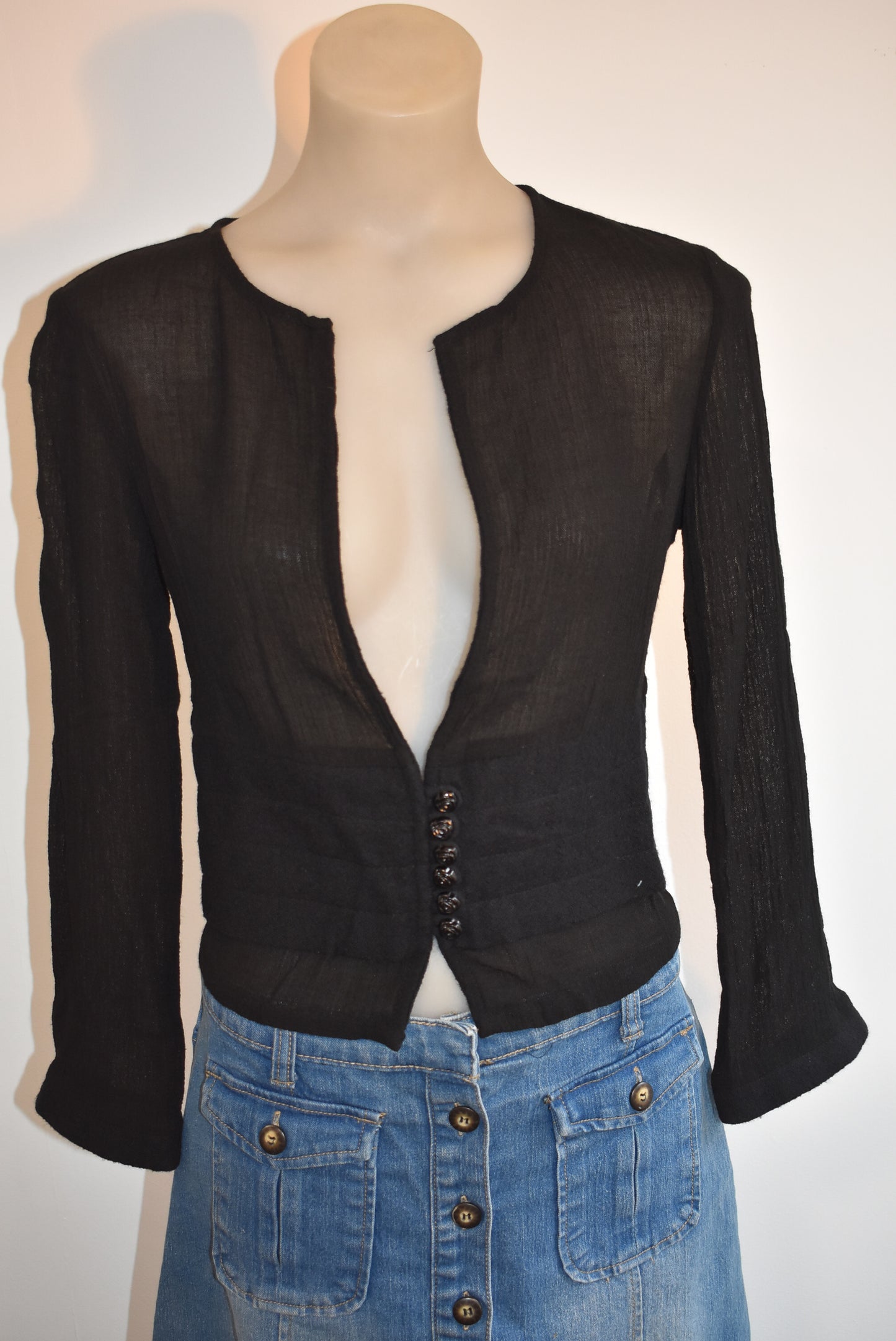 RICH Black low-cut 1/4 button top, 12