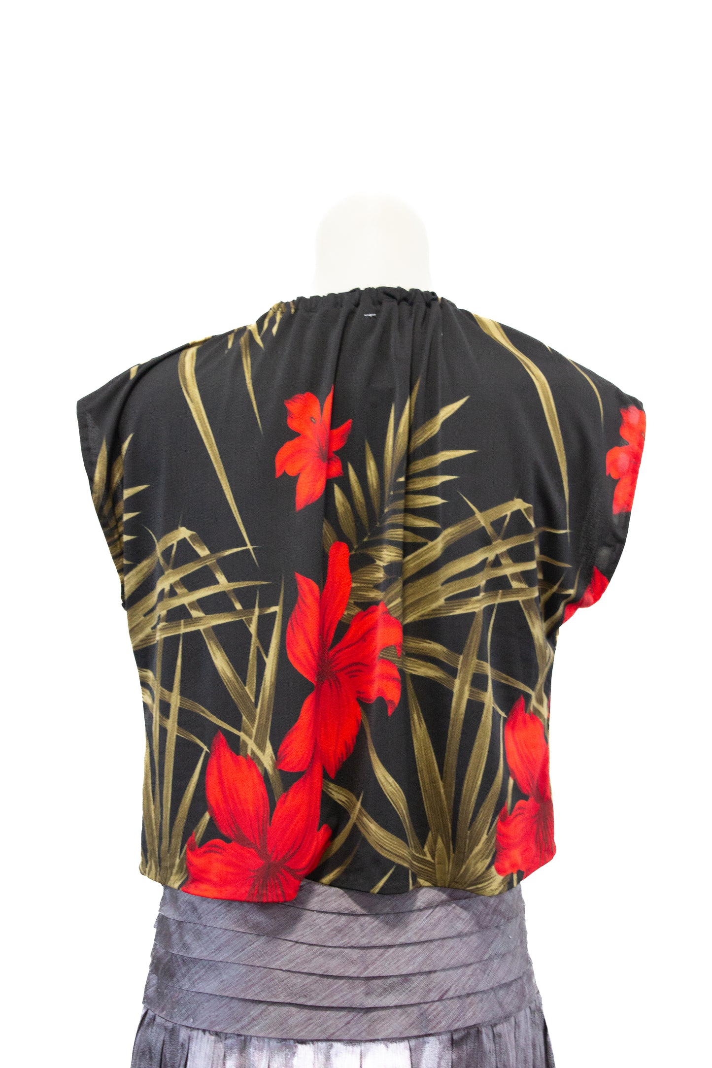 Gorgeous floral sleeveless top, S