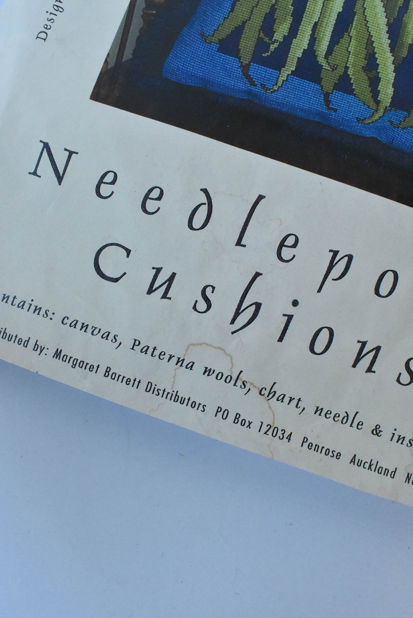 Needlepoint cushion kit