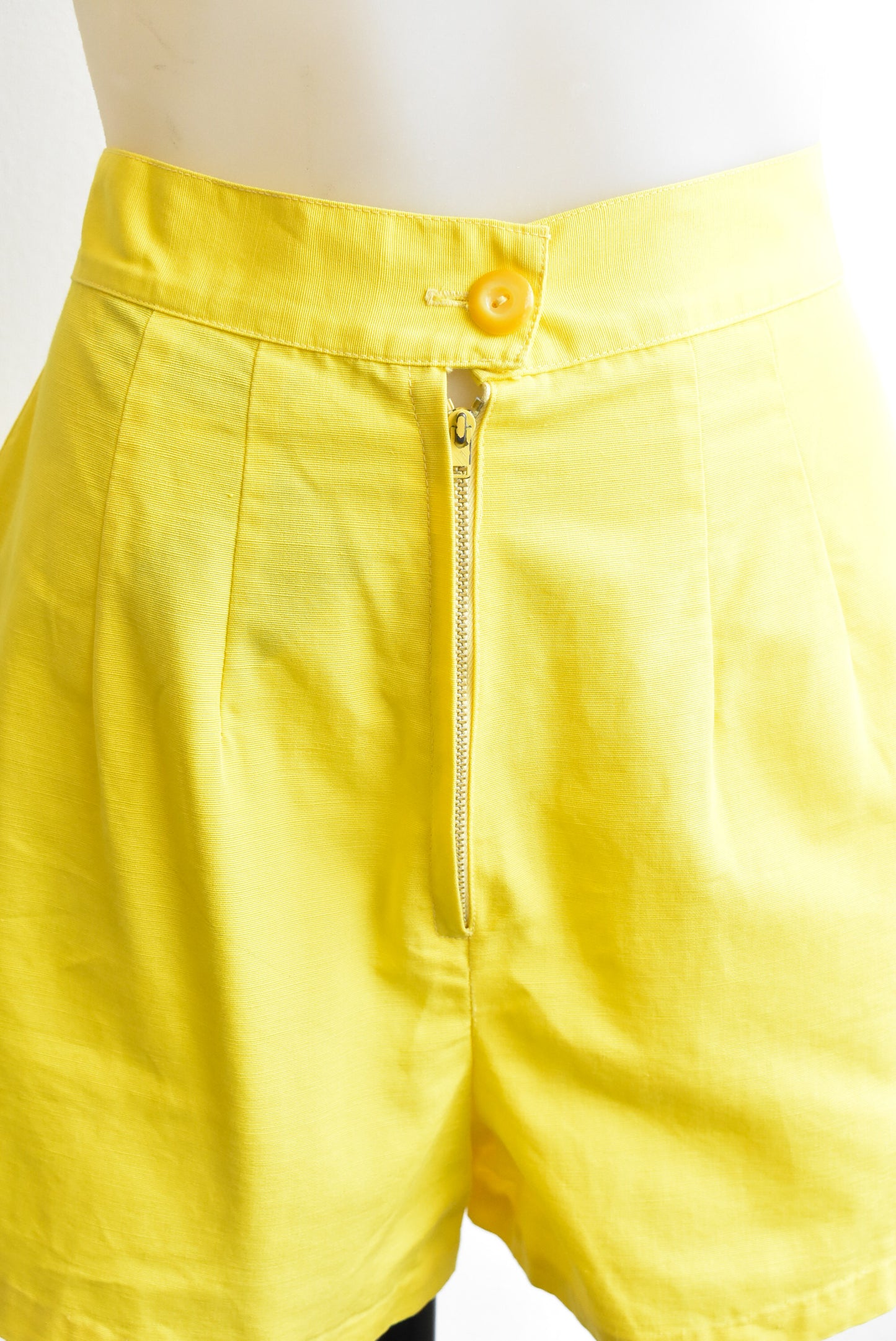 Crispin Cool vintage bright yellow high waisted shorts