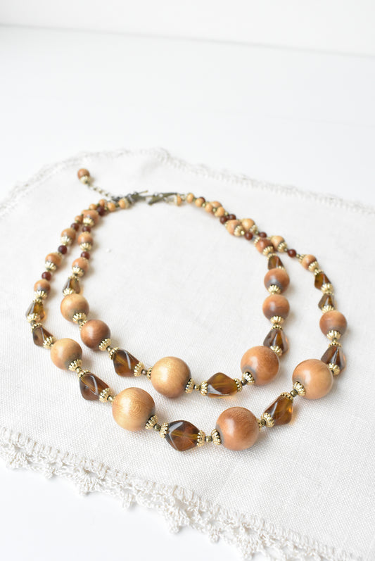 Retro bohemian wooden and gold beaded necklace