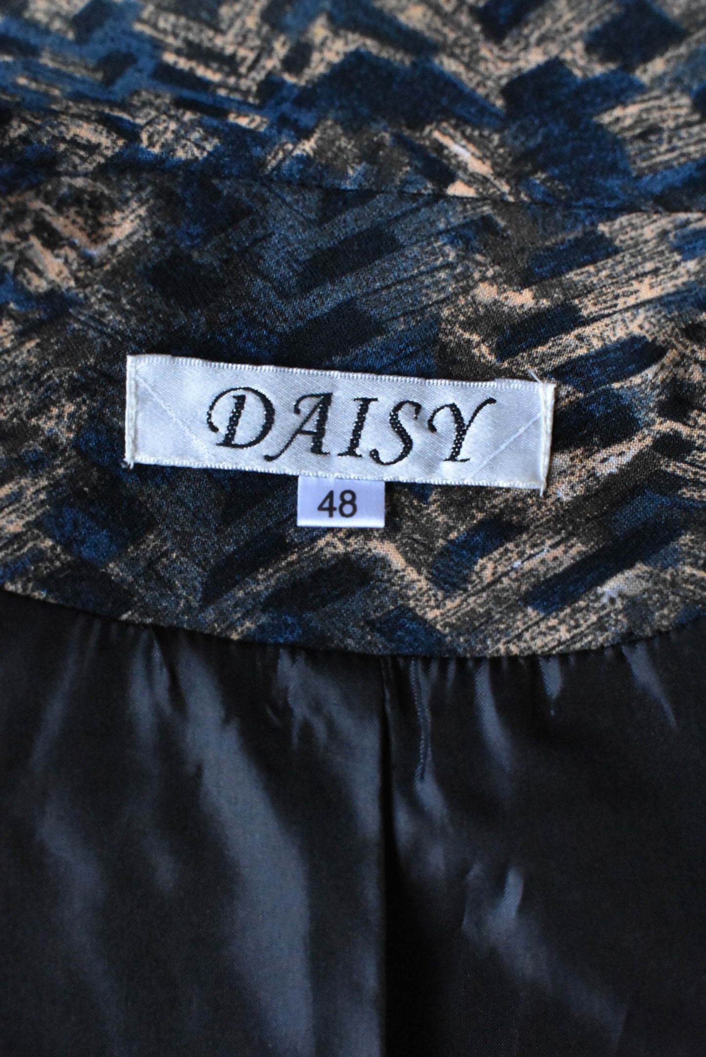 Daisy herringbone shoulder-padded blazer, size 48
