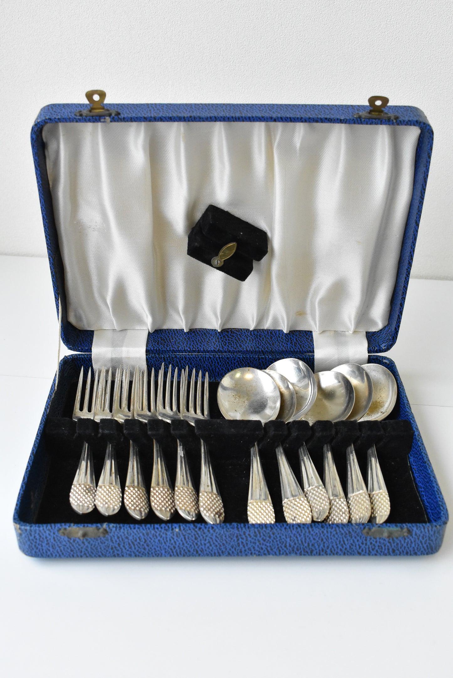 EPNS Dessert cutlery set