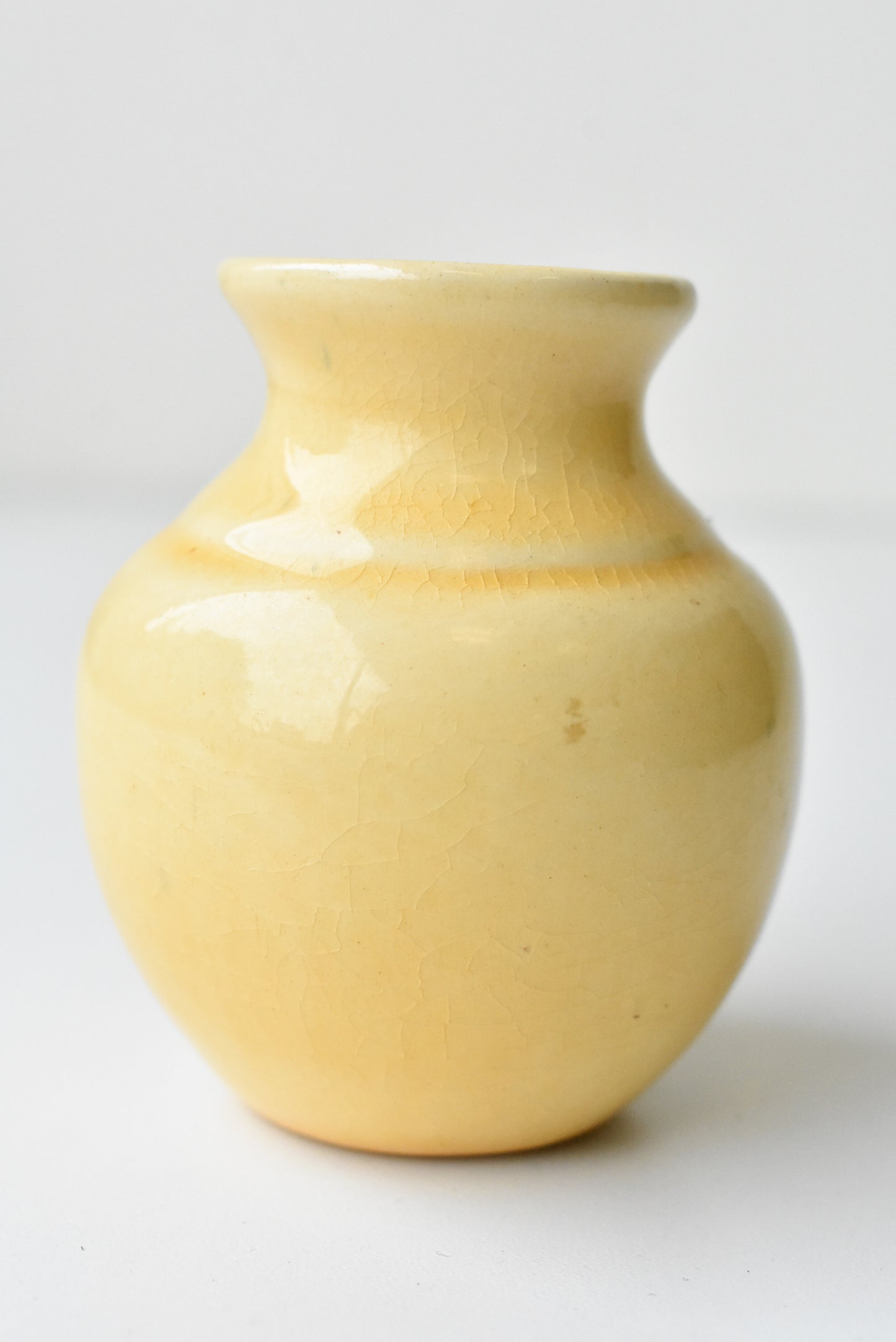 Vintage O.C Stephens, renowned Dunedin potter, tiny yellow crackle glaze pot