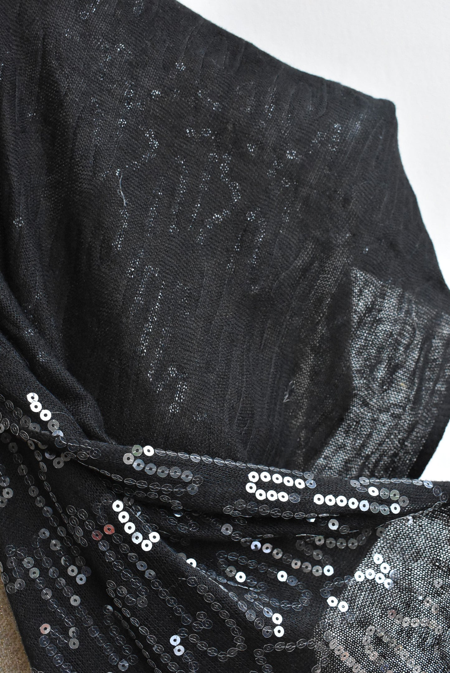 Citta Design black sequined wool blend scarf