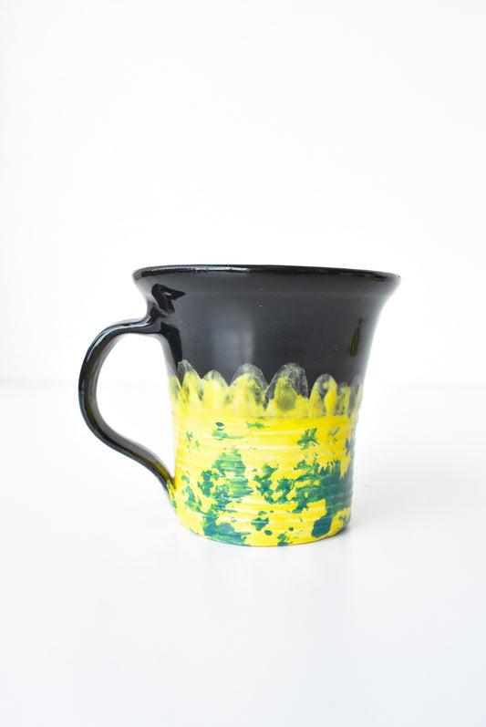 Vibrant pottery mugs x4