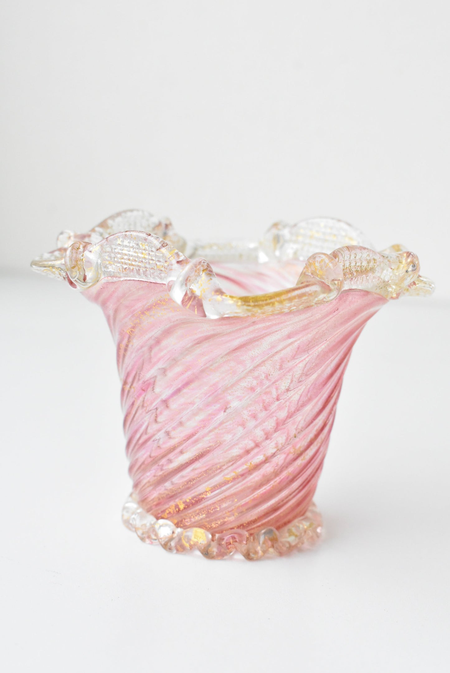 Vintage swirl ribbed little glass vase
