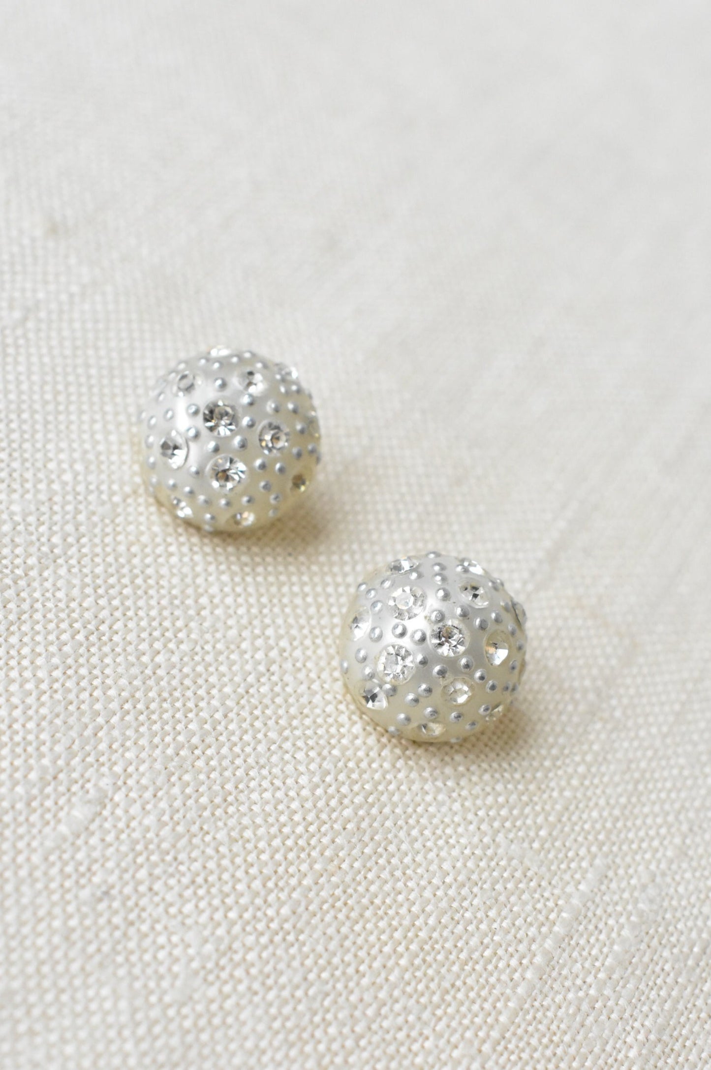 Vintage sparkly dome clip-on earrings