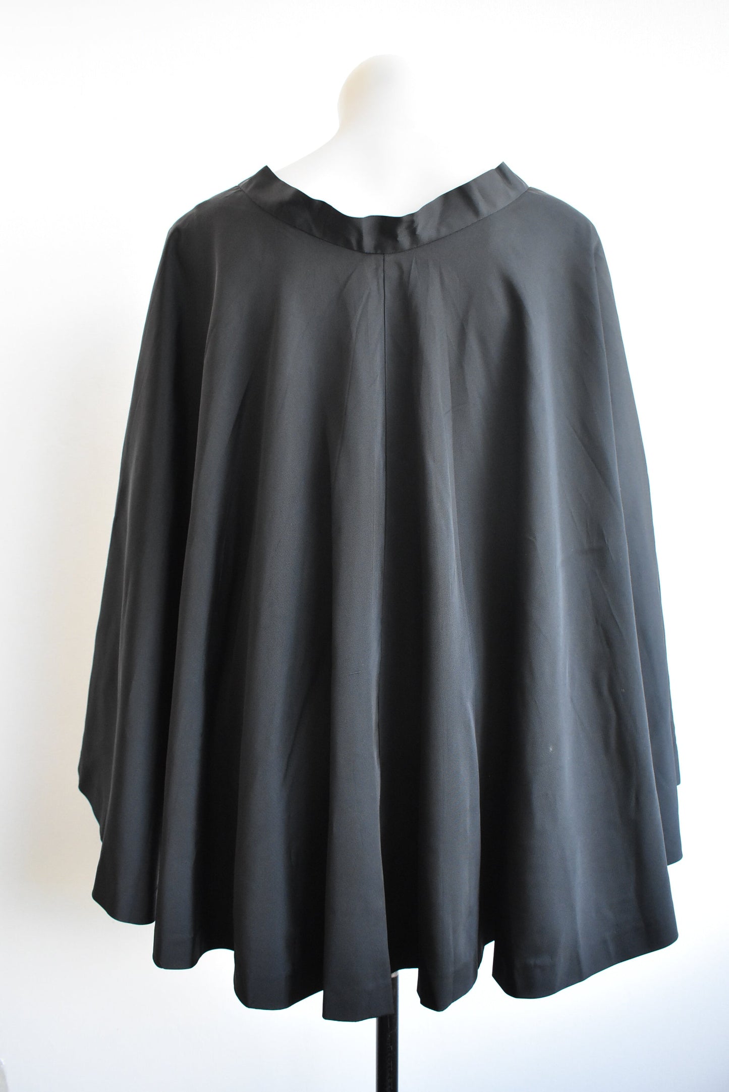 Homemade black taffeta cape, Vintage, M