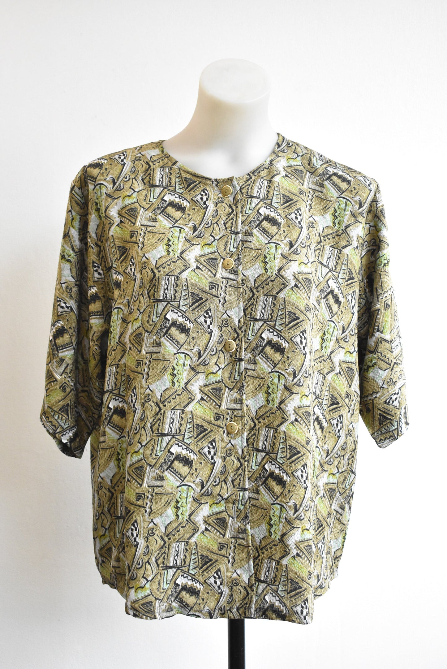 Bamboo House retro green shirt, size L