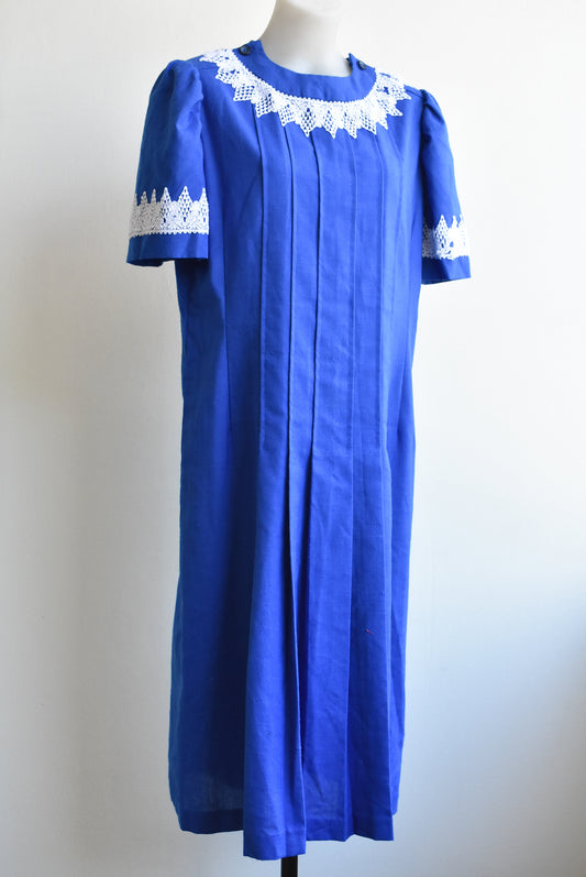 Vintage blue with lace trim dress, size M/L