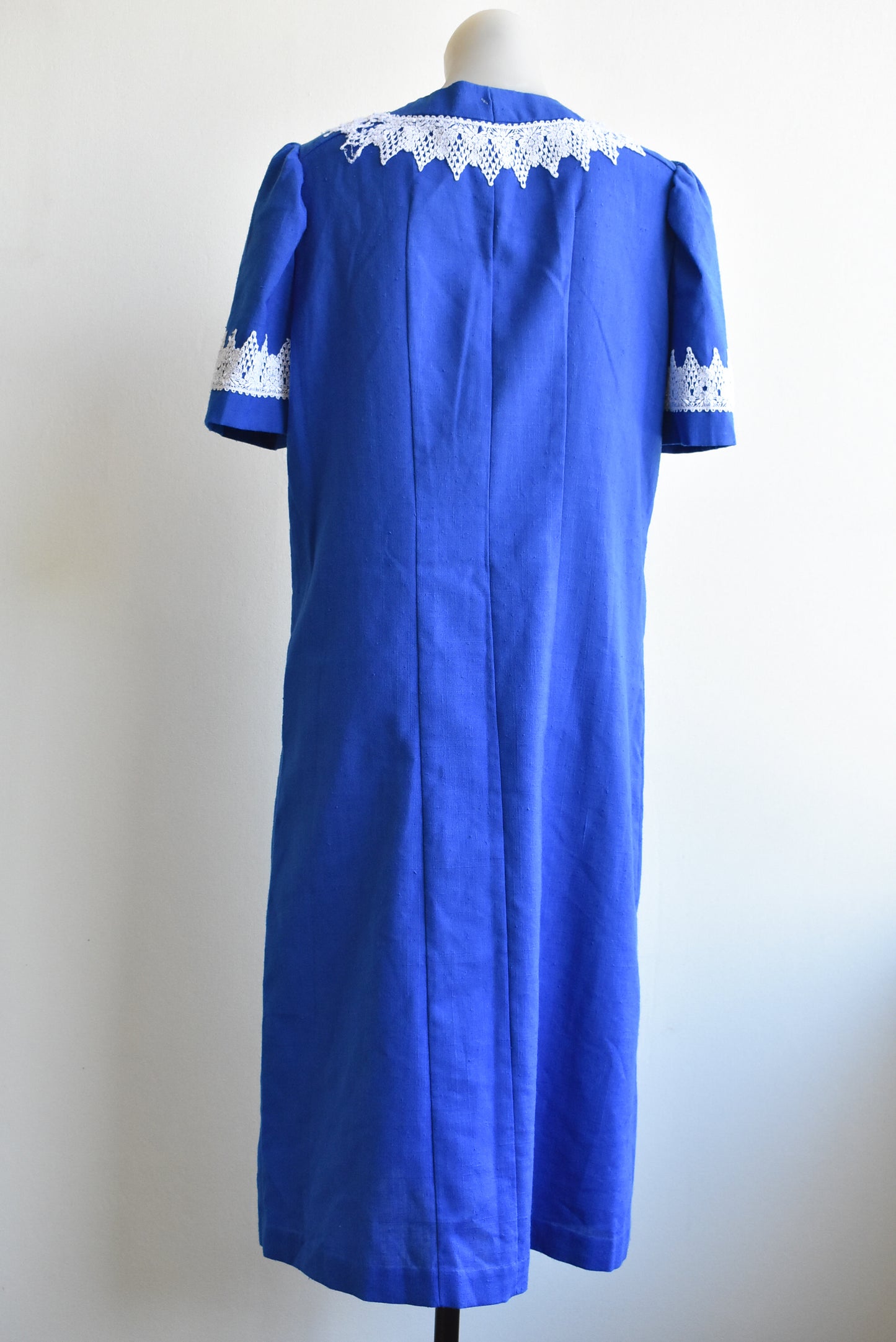 Vintage blue with lace trim dress, size M/L